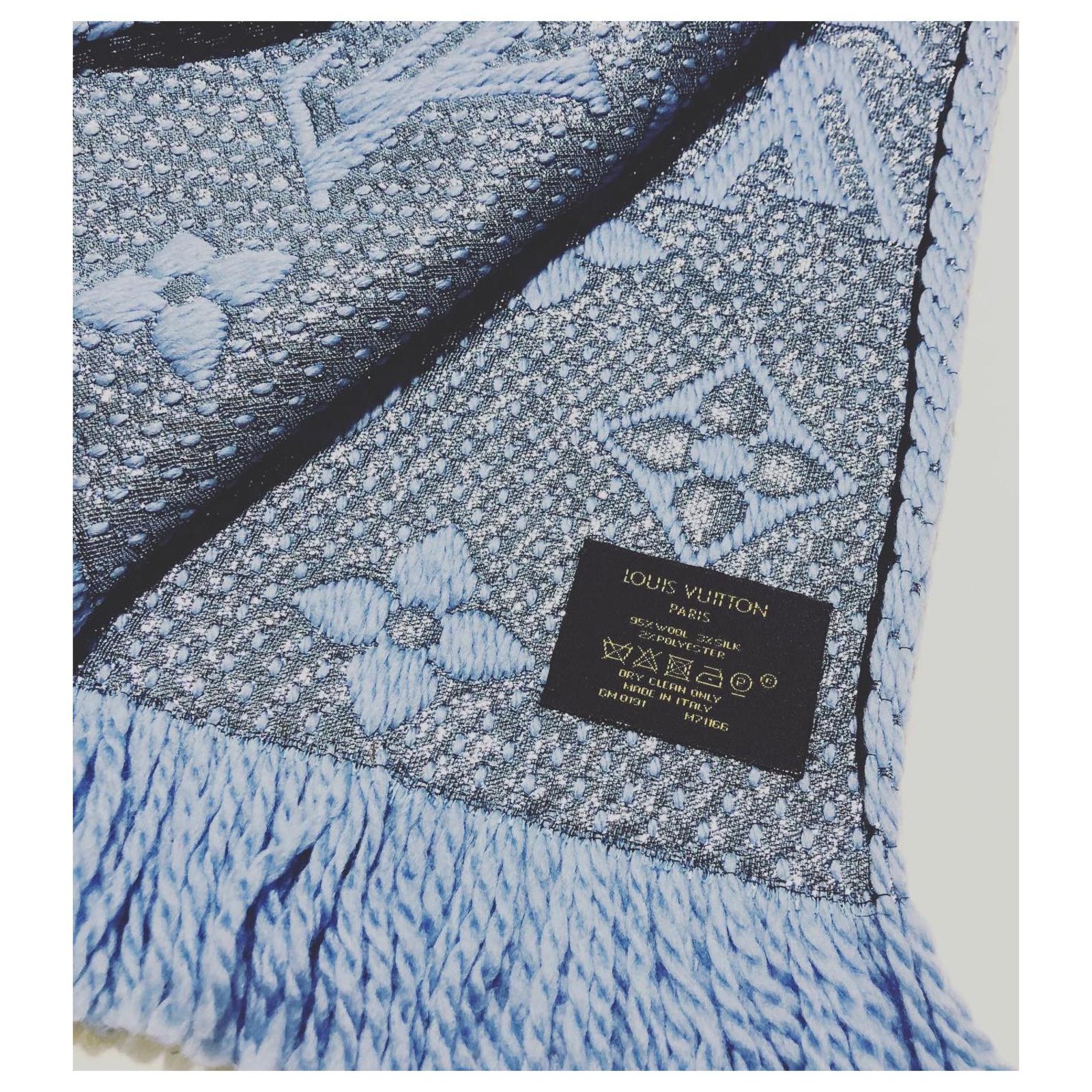 Louis Vuitton Logomania beige shine scarf Wool ref.1031451 - Joli Closet