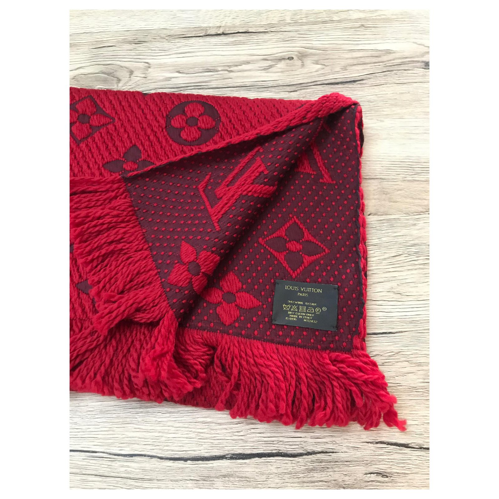 Sciarpa Louis Vuitton Logomania rosso Seta Poliestere Lana ref.235045 -  Joli Closet