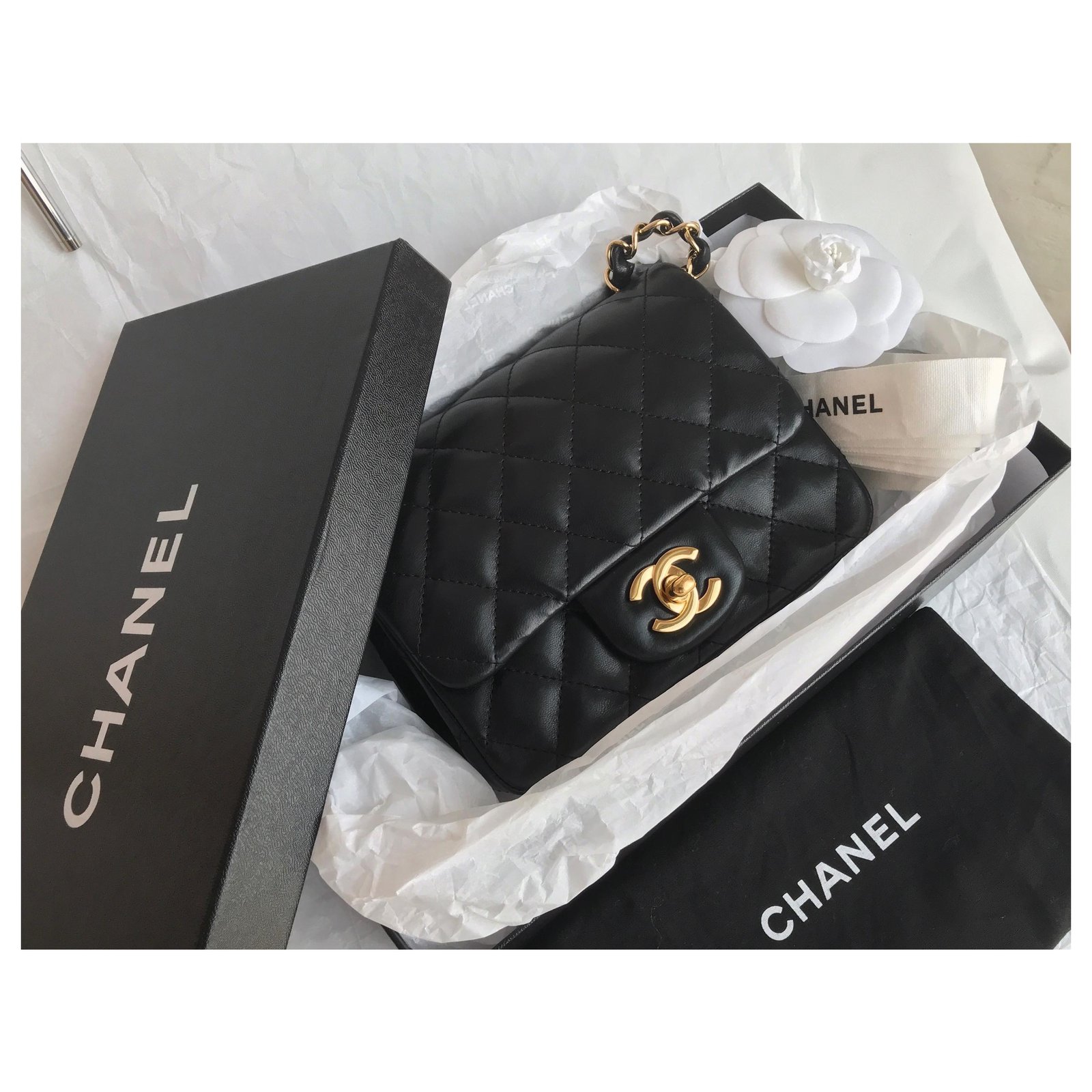 Chanel Timeless flap bag mini square Black Leather ref.177430