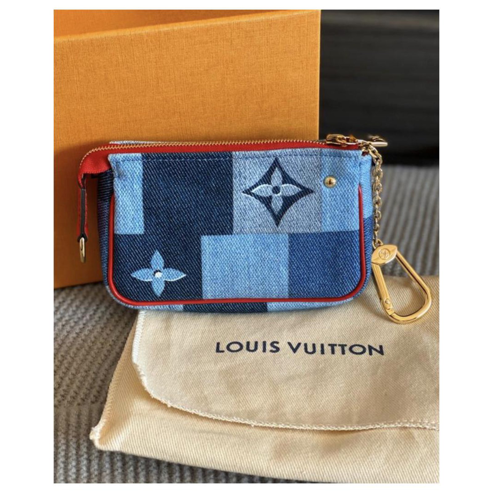 Louis Vuitton LV pochette denim Blue ref.173343 - Joli Closet