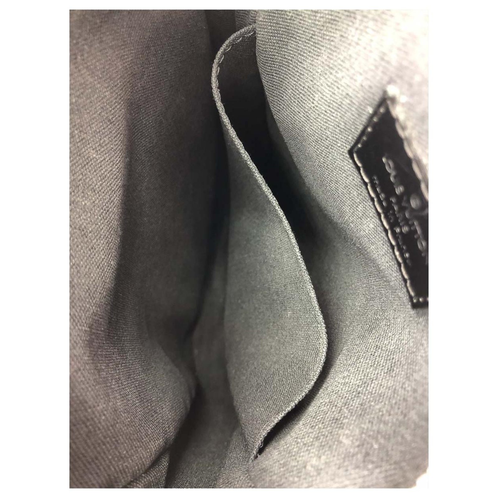Shoulder Bag (pannier) Louis Vuitton Rem in graphic checkered canvas Dark  grey Cloth ref.177745 - Joli Closet