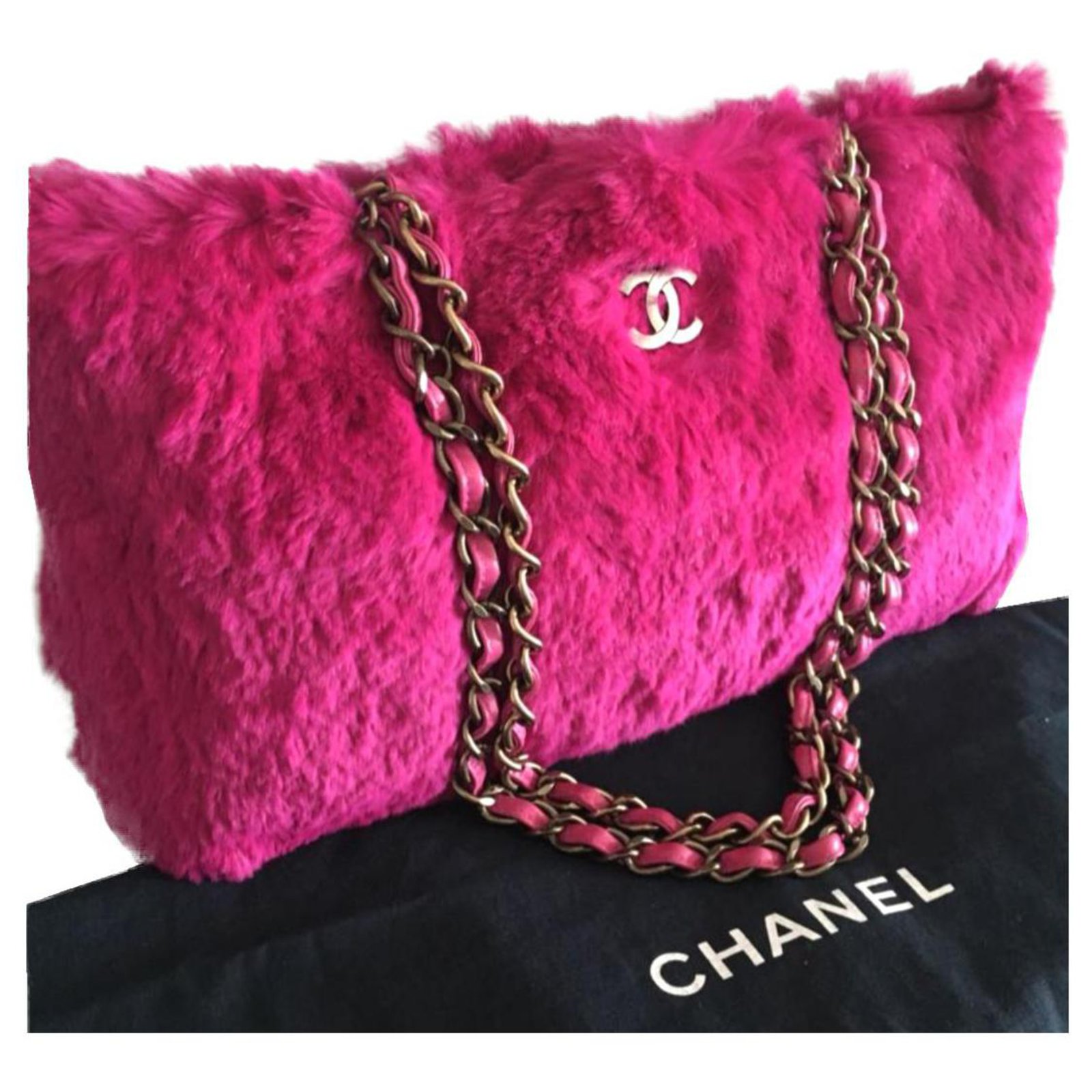 Rare Chanel pink fur tote ref.179851 - Joli Closet