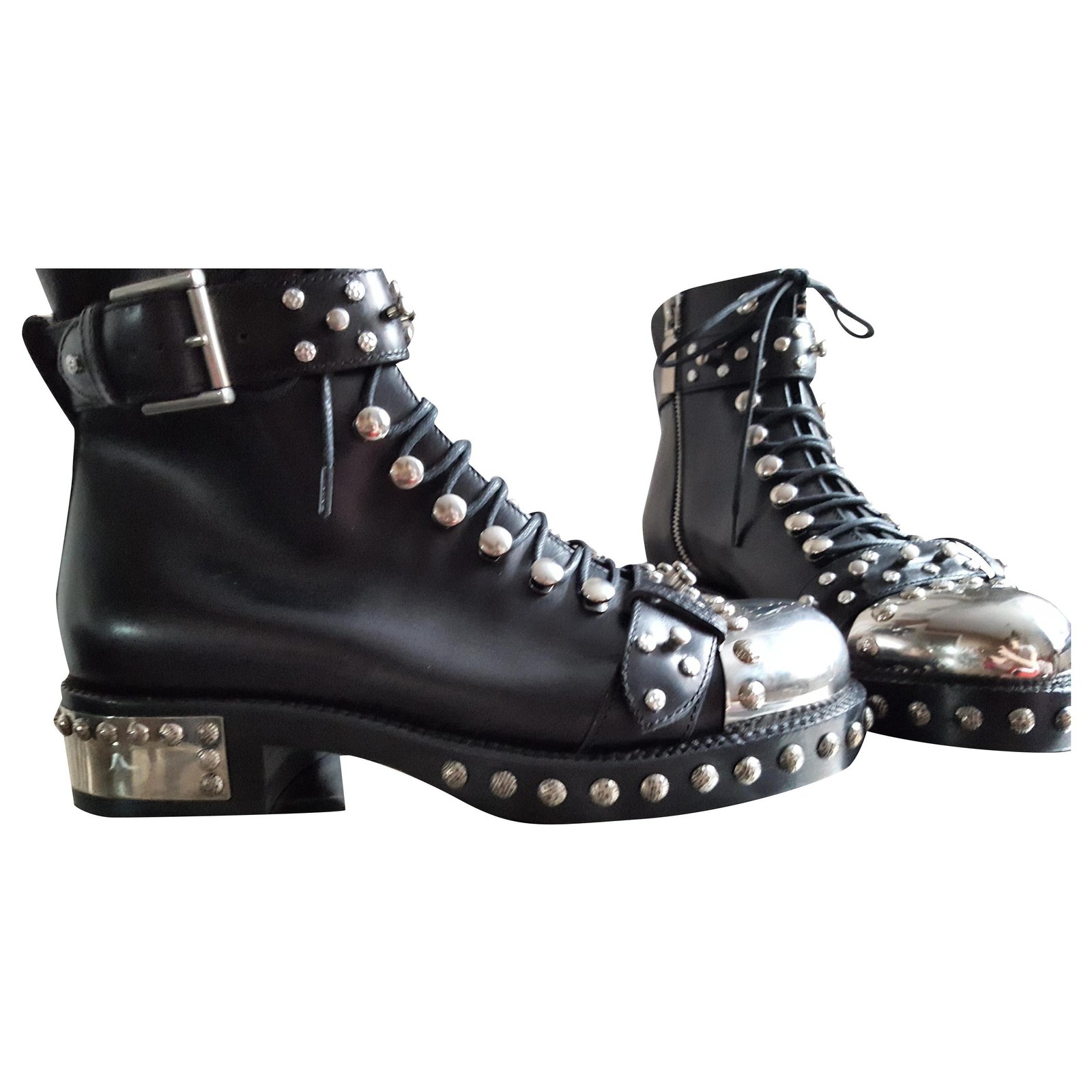 Alexander Mcqueen Ankle Boots Black Leather ref.179926 - Joli Closet