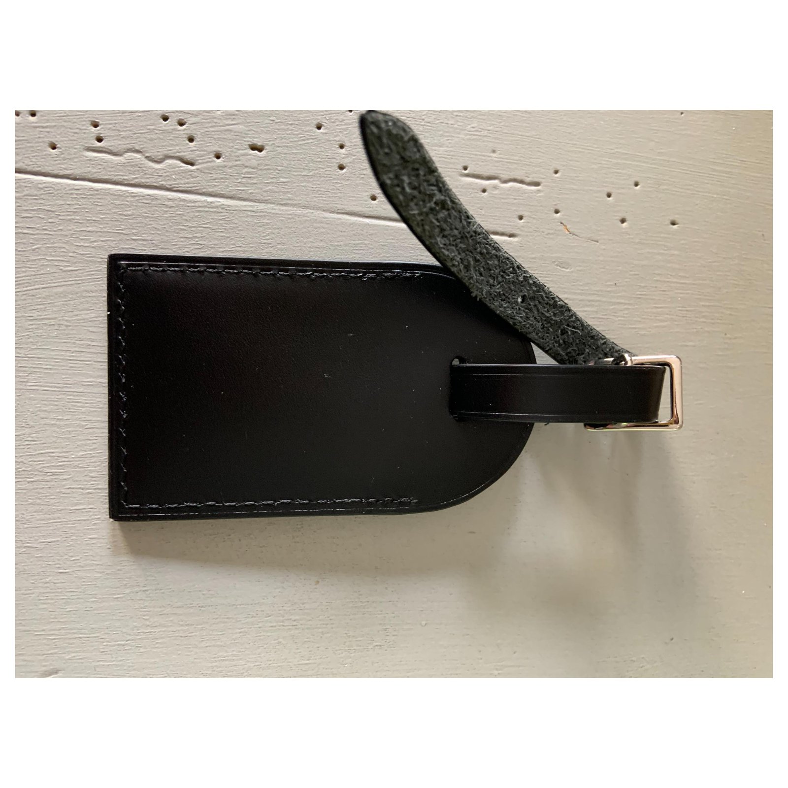 Louis Vuitton Luggage tag black large size hot stamped Madrid Time