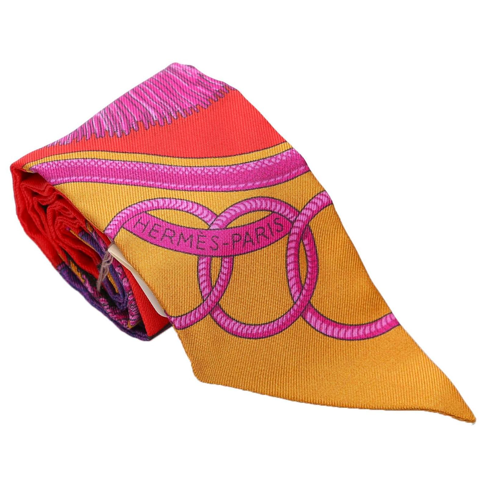 Foulard Hermès Carré - Paris Multicolore - Soie - Design équestre - Femme