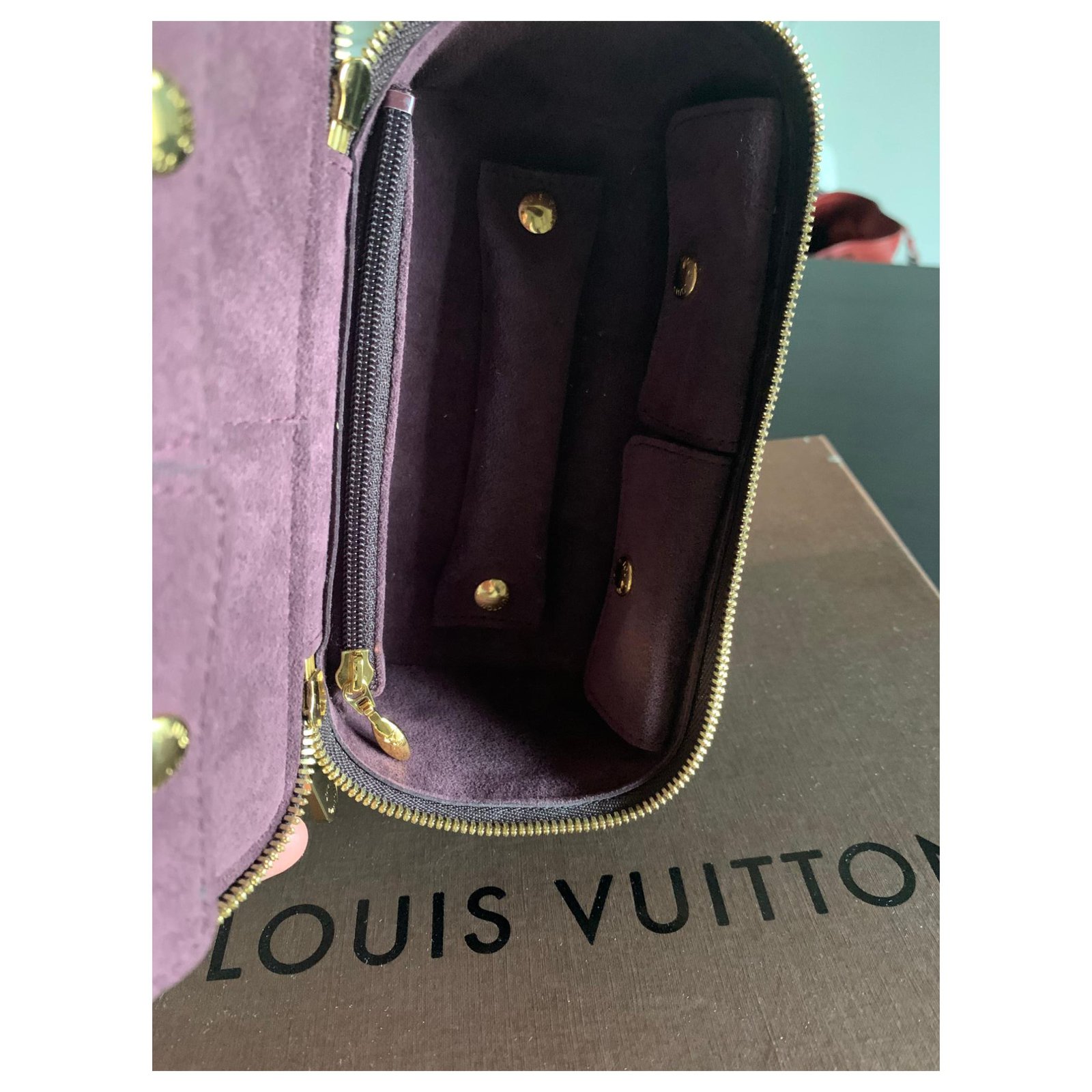 Louis Vuitton Mini Vanity Amarante Purple Vernis Leather Jewelry Handbag  ref.185678 - Joli Closet