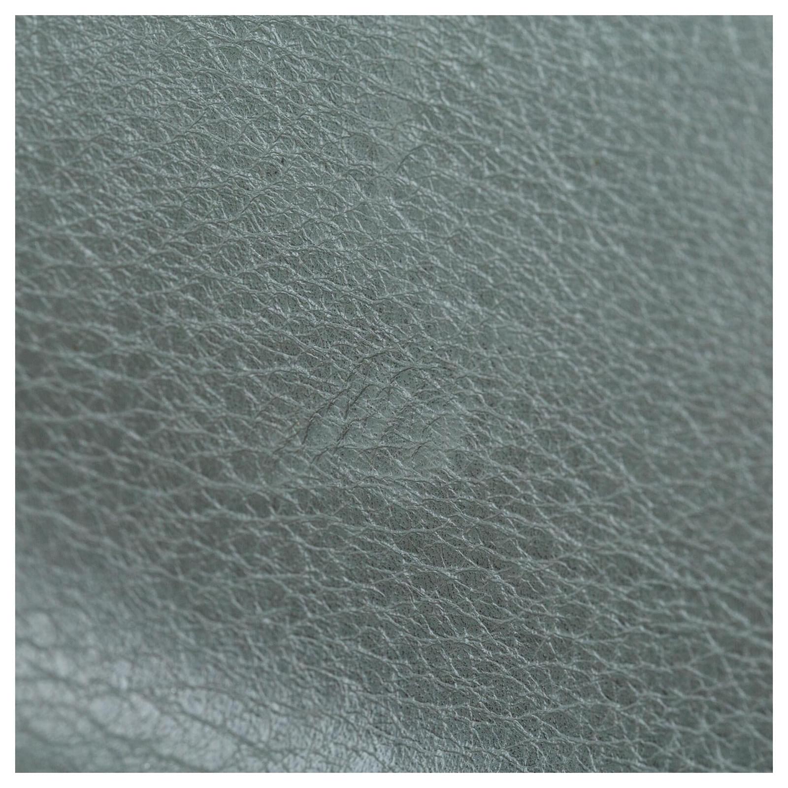 C?�line Grand sac cabas en cuir vert fant?�me Celine Veau fa?�on poulain ref.188181 - Joli Closet