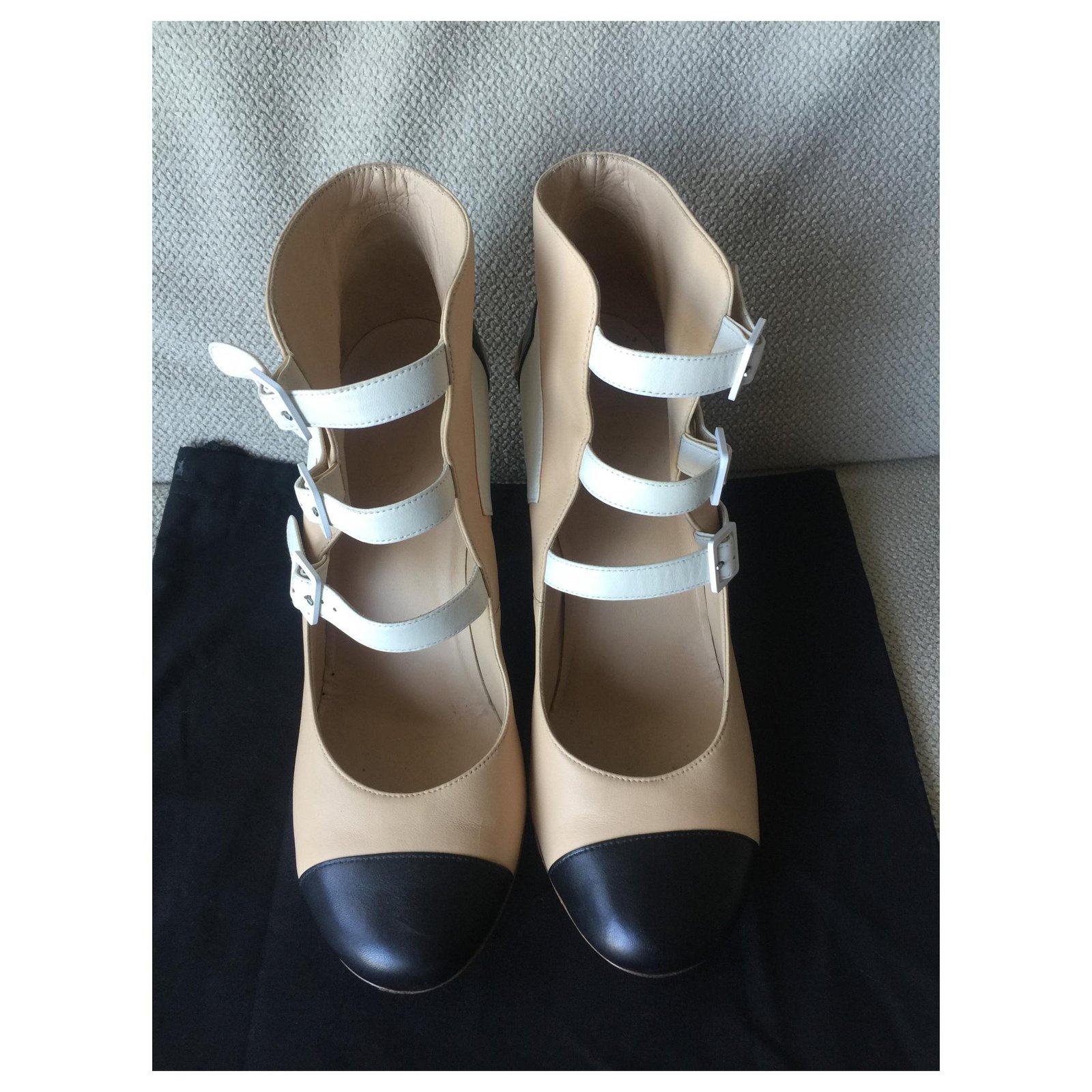 Chanel Black/White Patent Leather Camellia Cap Toe Block Heel Pumps Size  39.5