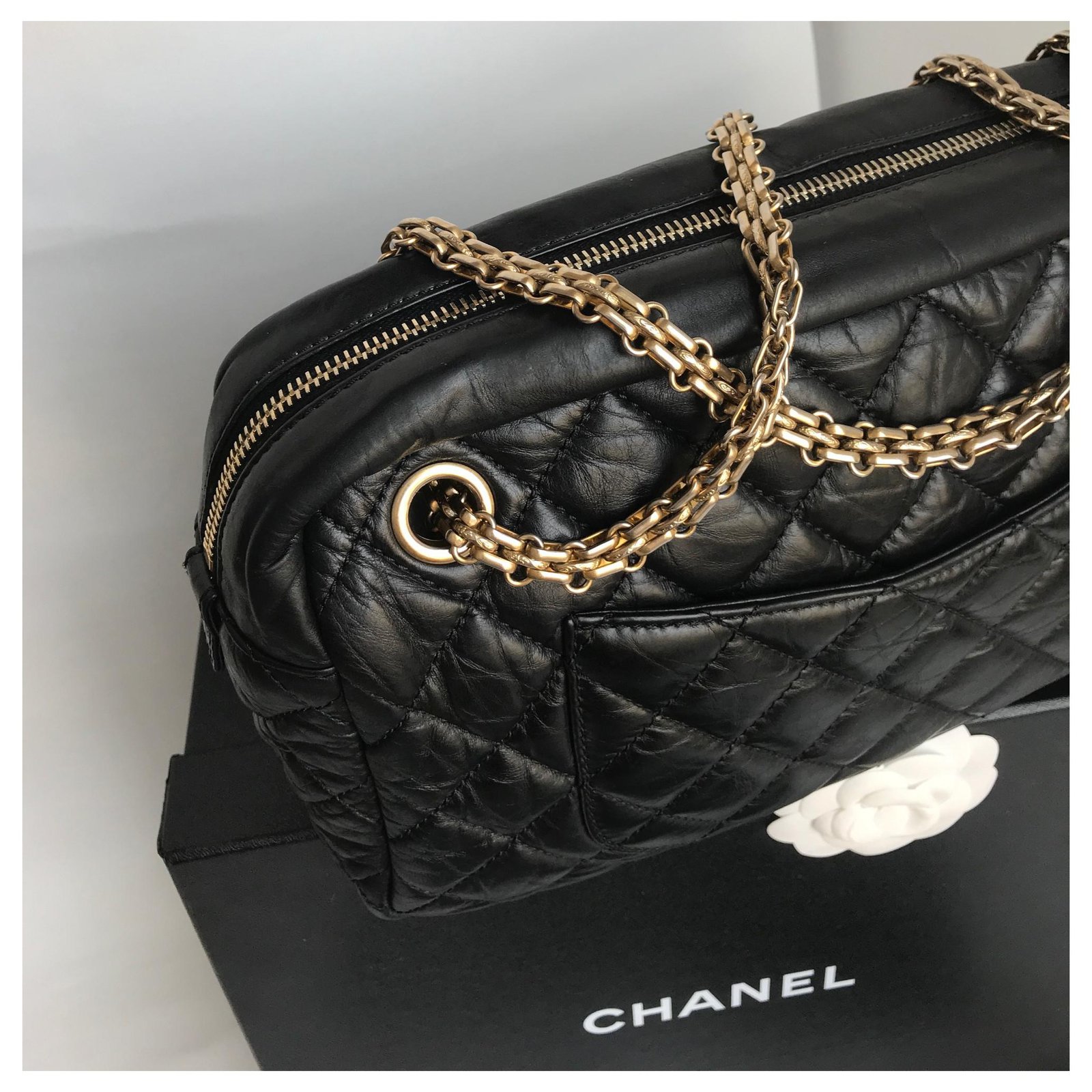 Chanel Camera Bag 30 cm with box, Dustbag Black Leather ref.190942