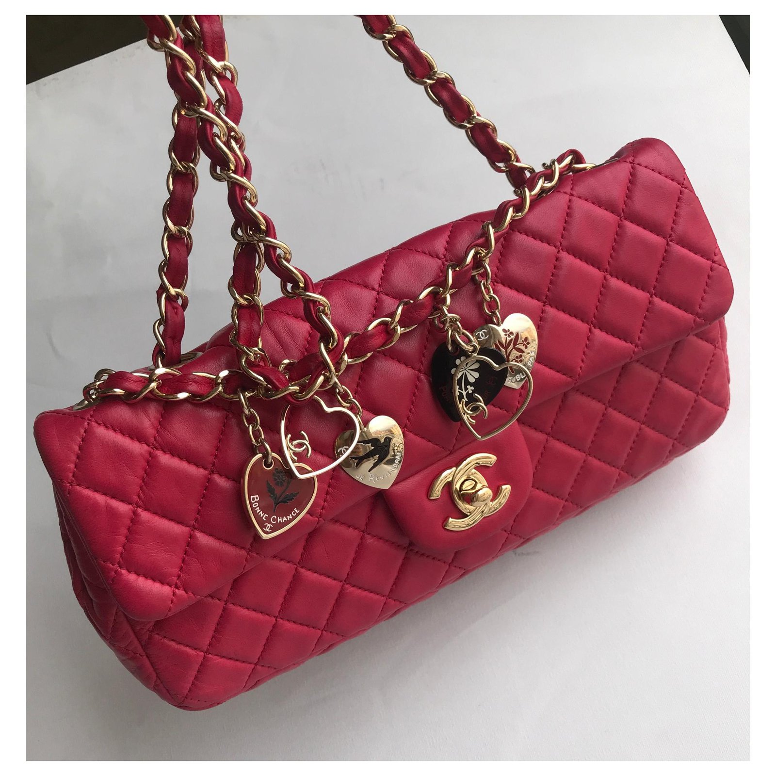 Chanel Timeless VALENTINE CHARMS flap bag Pink Fuschia Leather ref.191254 -  Joli Closet