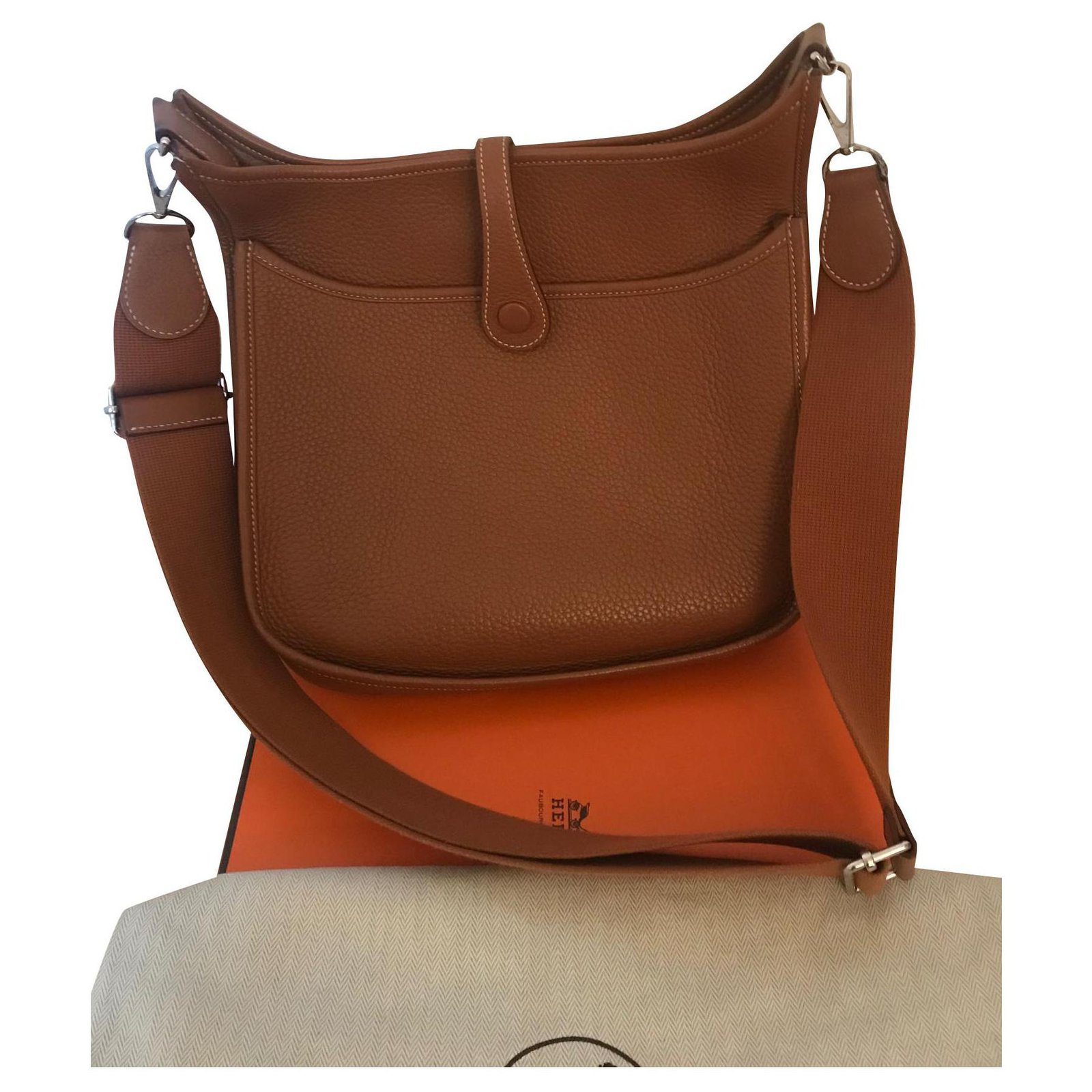 FWRD Renew Hermes Evelyne 3 PM Shoulder Bag in Brown