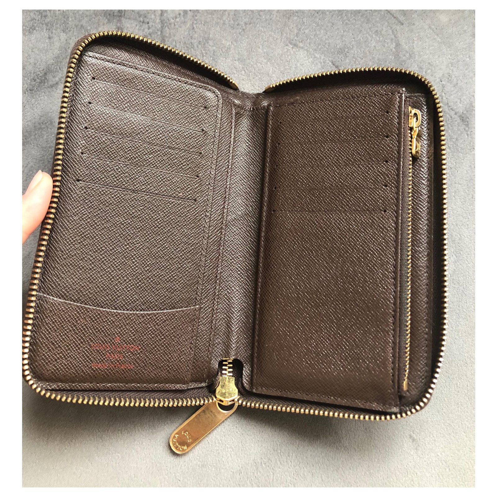 Louis Vuitton Zippy compact wallet Brown Cloth ref.194619 - Joli