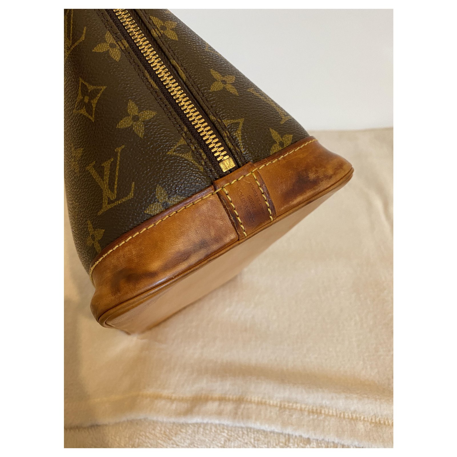 Louis Vuitton Vintage Alma MM Bag Brown Leather ref.196369 - Joli Closet