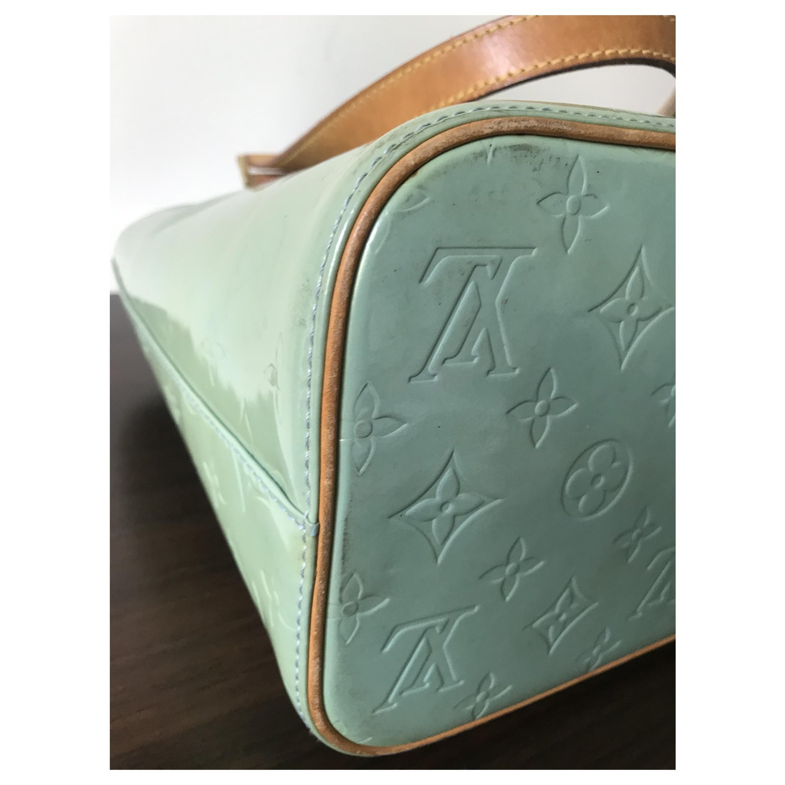 Louis Vuitton Houston patent leather green bag ref.78471 - Joli Closet