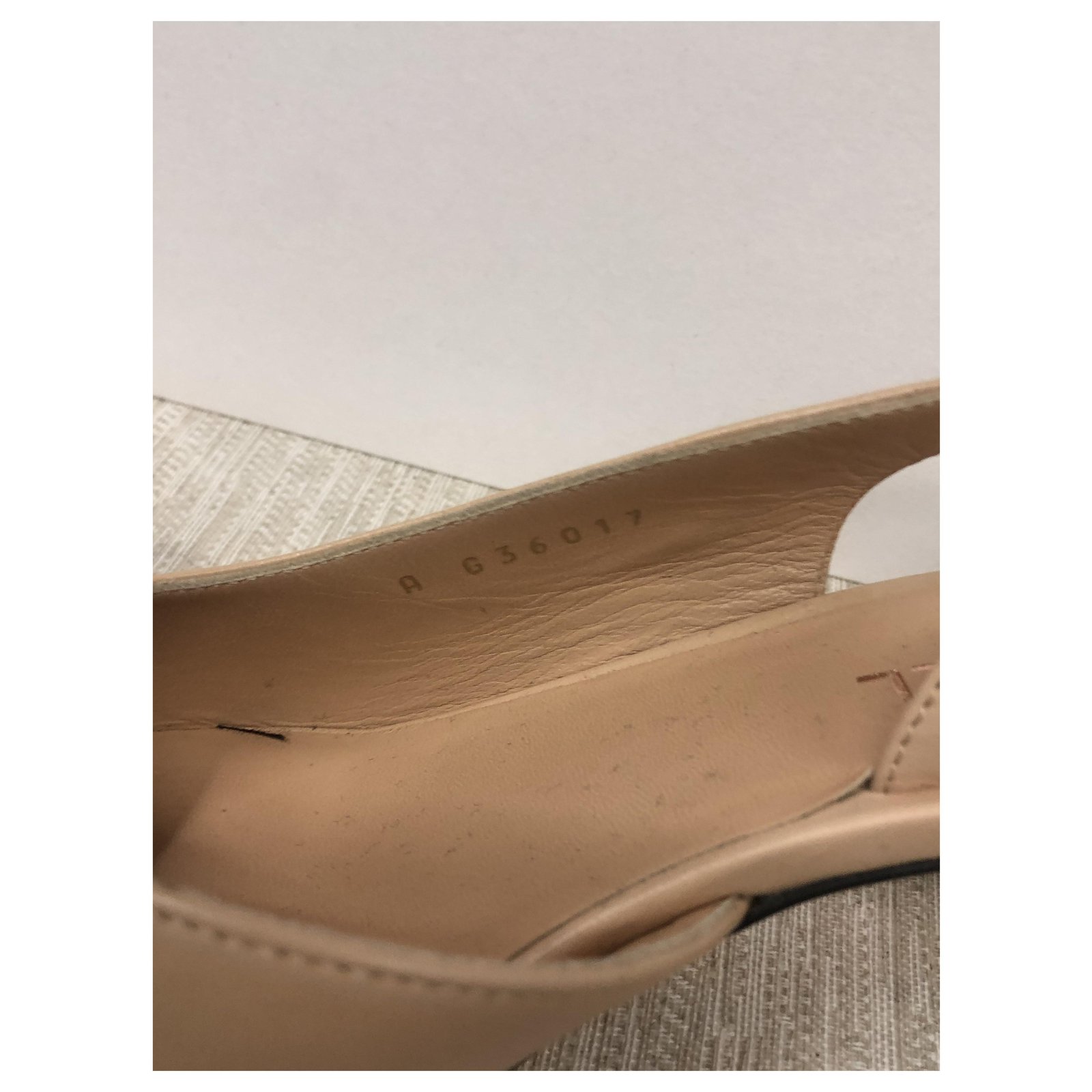 Chanel slingback Golden Leather ref.160878 - Joli Closet