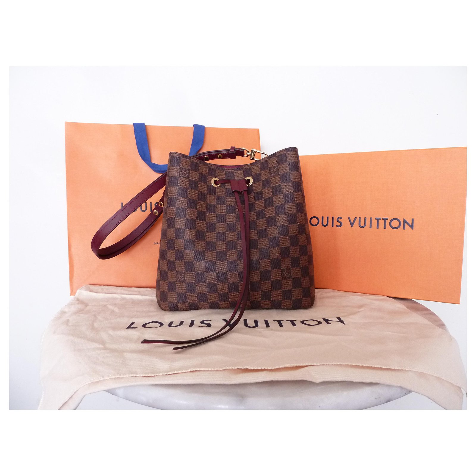 LOUIS VUITTON NEONOE CHERRY BERRY bag Brown Cloth ref.197331 - Joli Closet