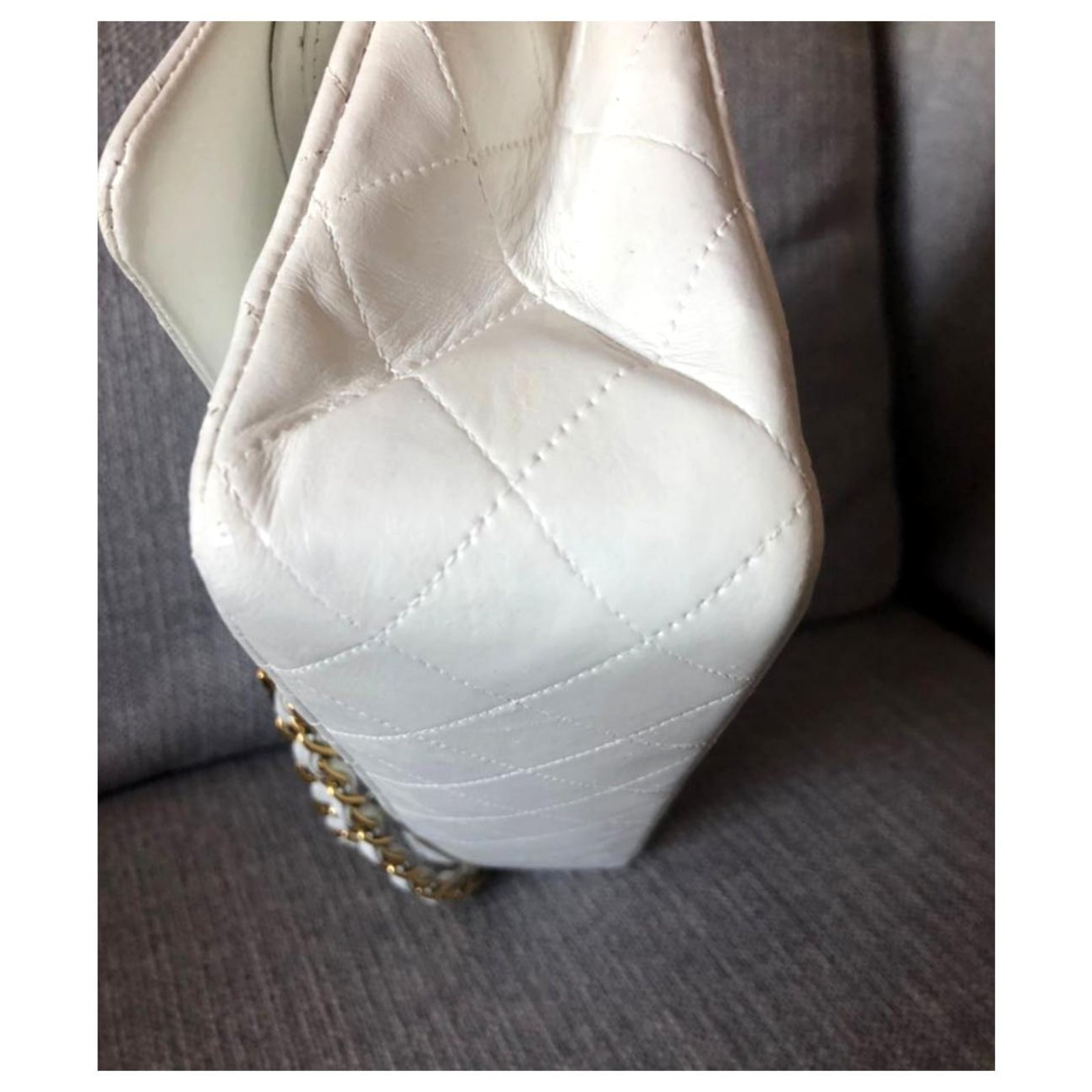 Timeless Vintage Chanel White Classic medium flap bag Leather ref.197785 -  Joli Closet