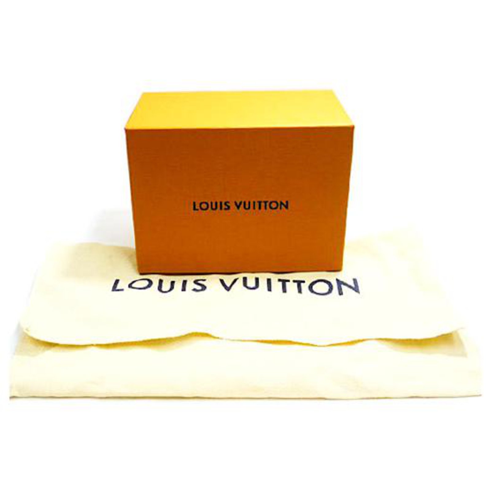 Louis Vuitton Brand new 2020 Daily Multi Pocket 30mm Belt Size 80 Brown  Cloth ref.198371 - Joli Closet