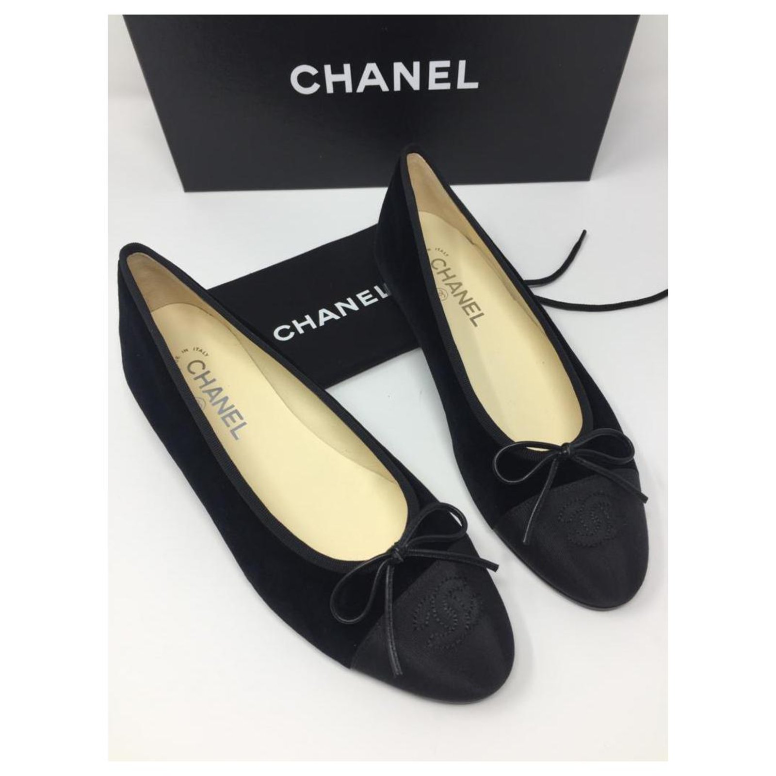 Chanel Black Caviar XXL Classic Messenger Flap Tote Bag – Boutique Patina