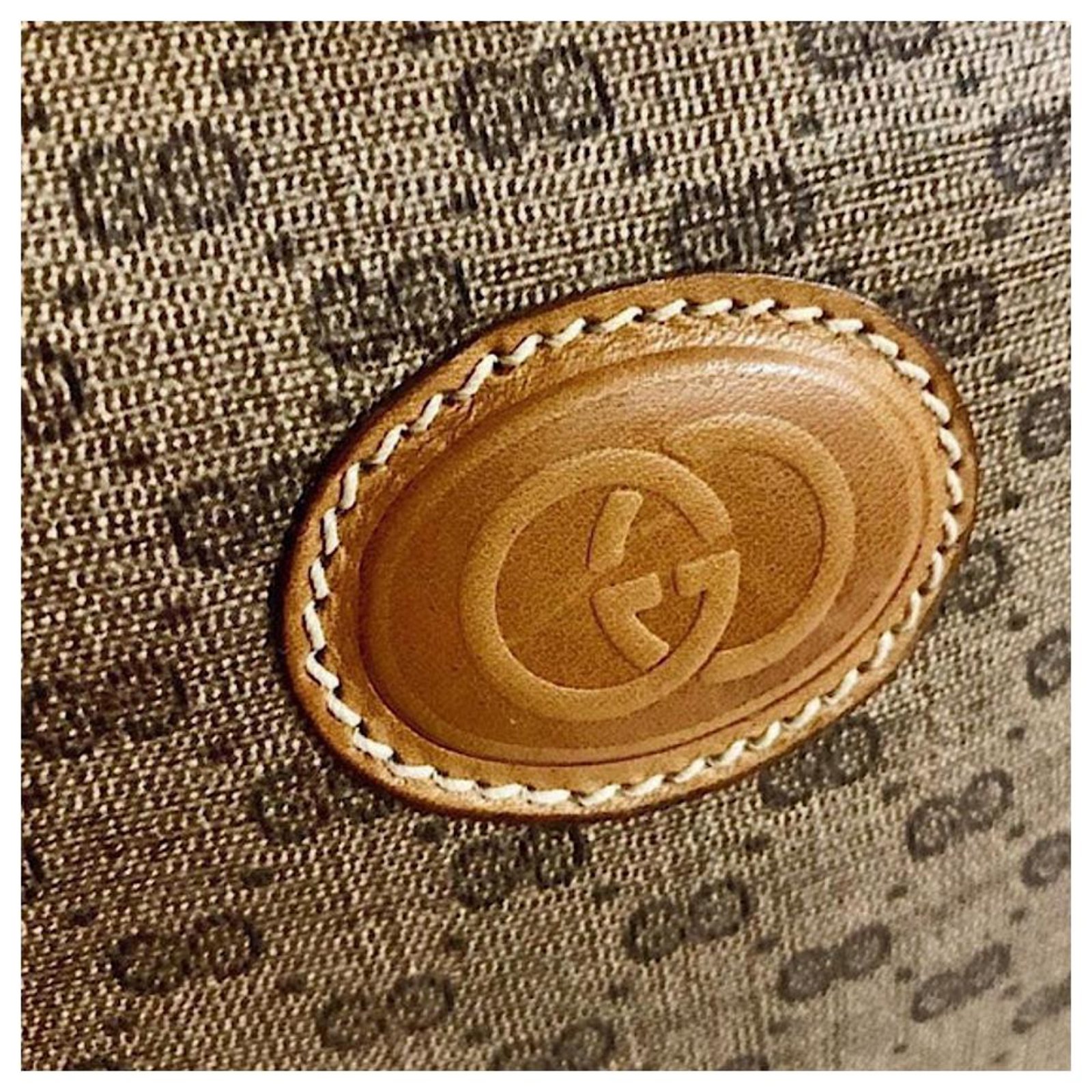 Gucci Vintage Micro GG 2 Way Boston Crossbody Bag Beige Caramel Leather  Cloth ref.200566 - Joli Closet