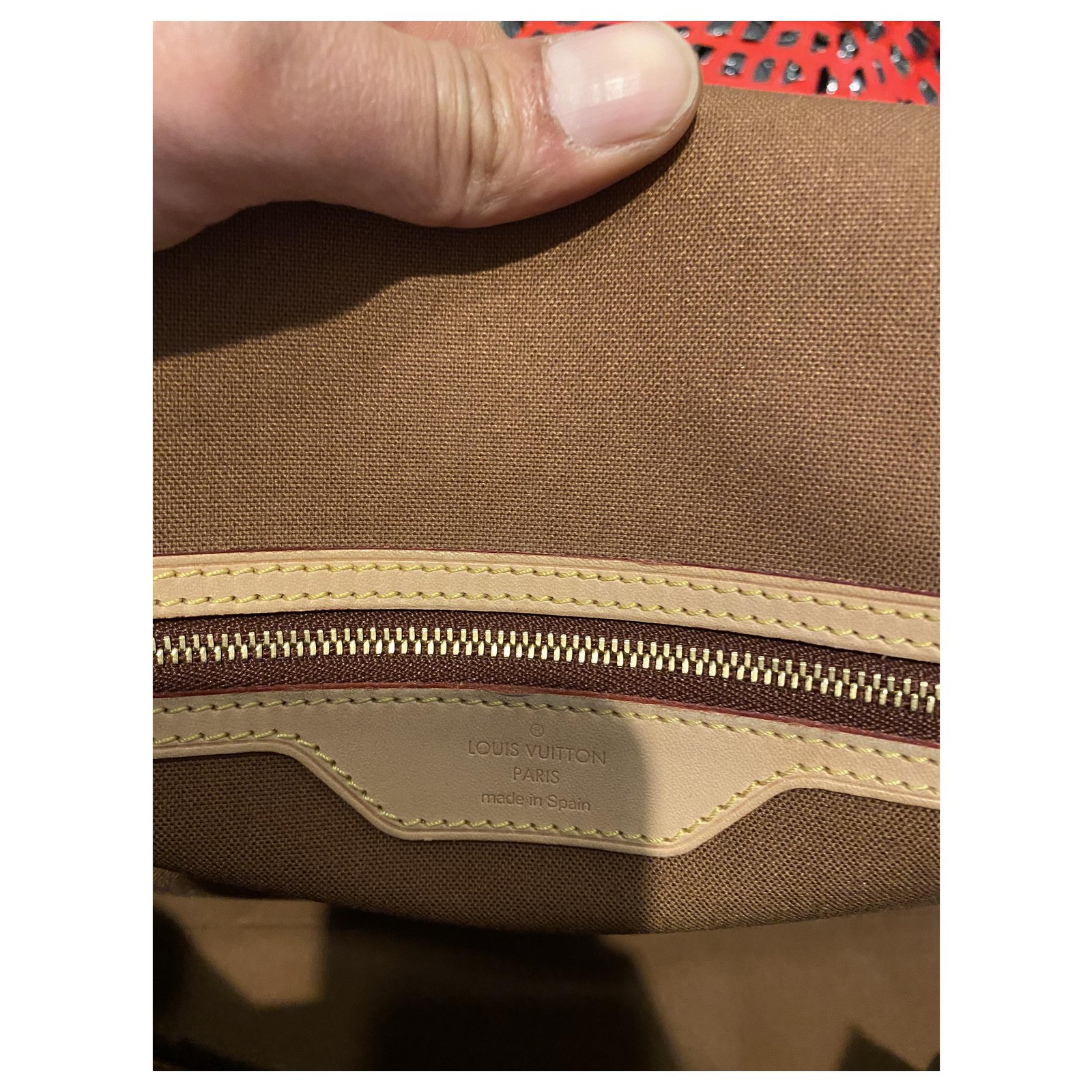 Louis Vuitton e Brown Cloth ref.917144 - Joli Closet