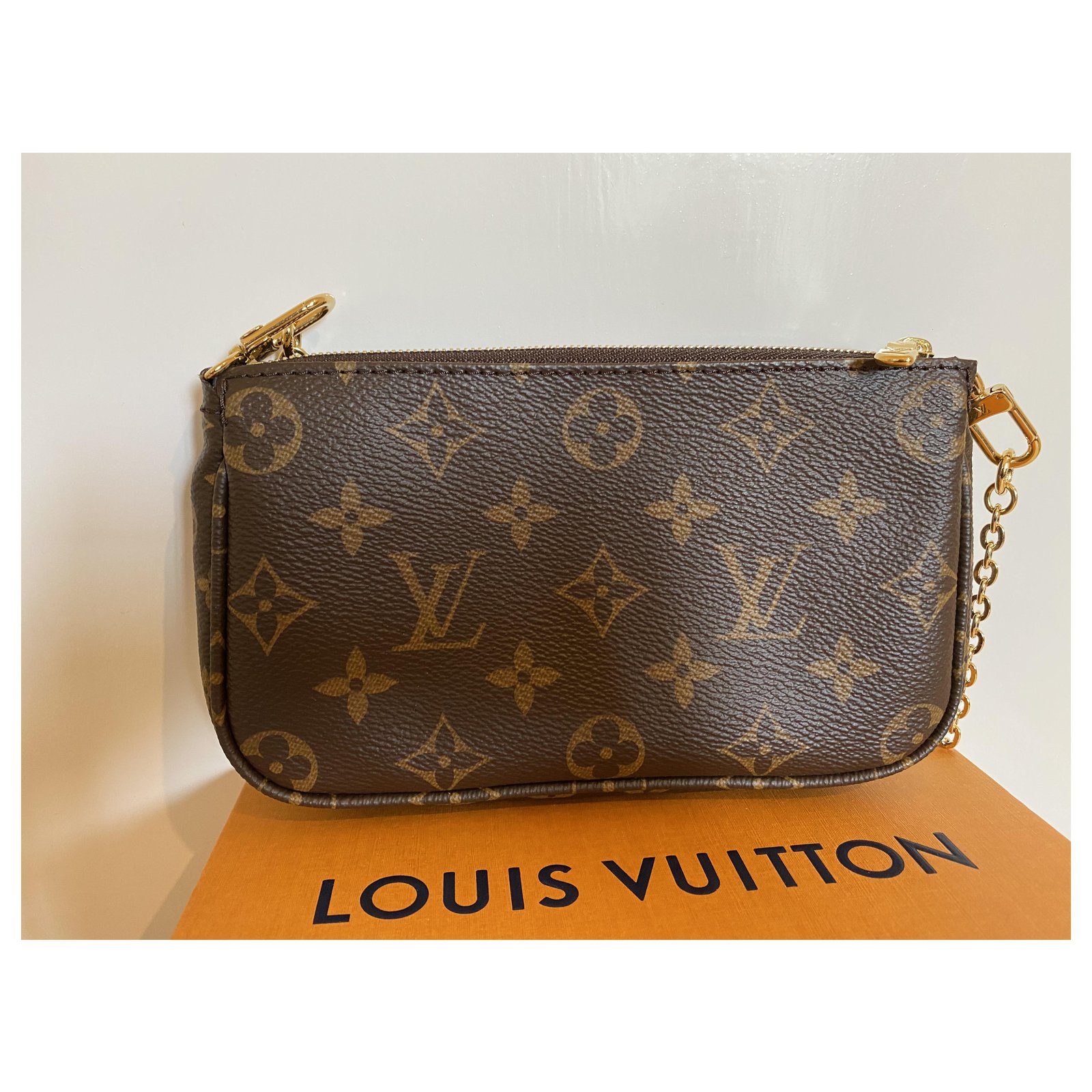 Louis Vuitton Pochette Félicie Cuir Noir Beige ref.662816 - Joli Closet