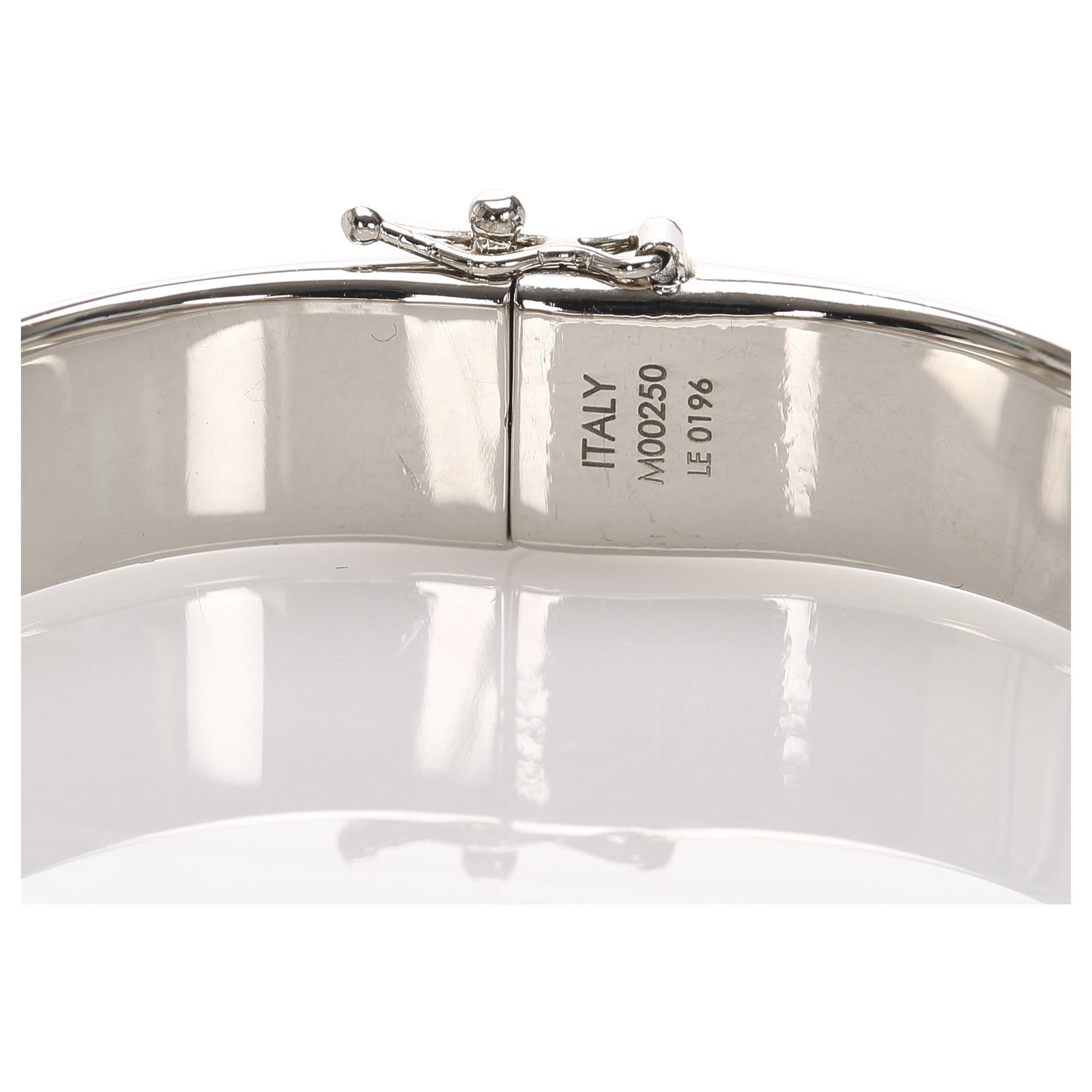 Louis Vuitton Silver Nanogram Cuff Silvery Metal ref.202478 - Joli Closet