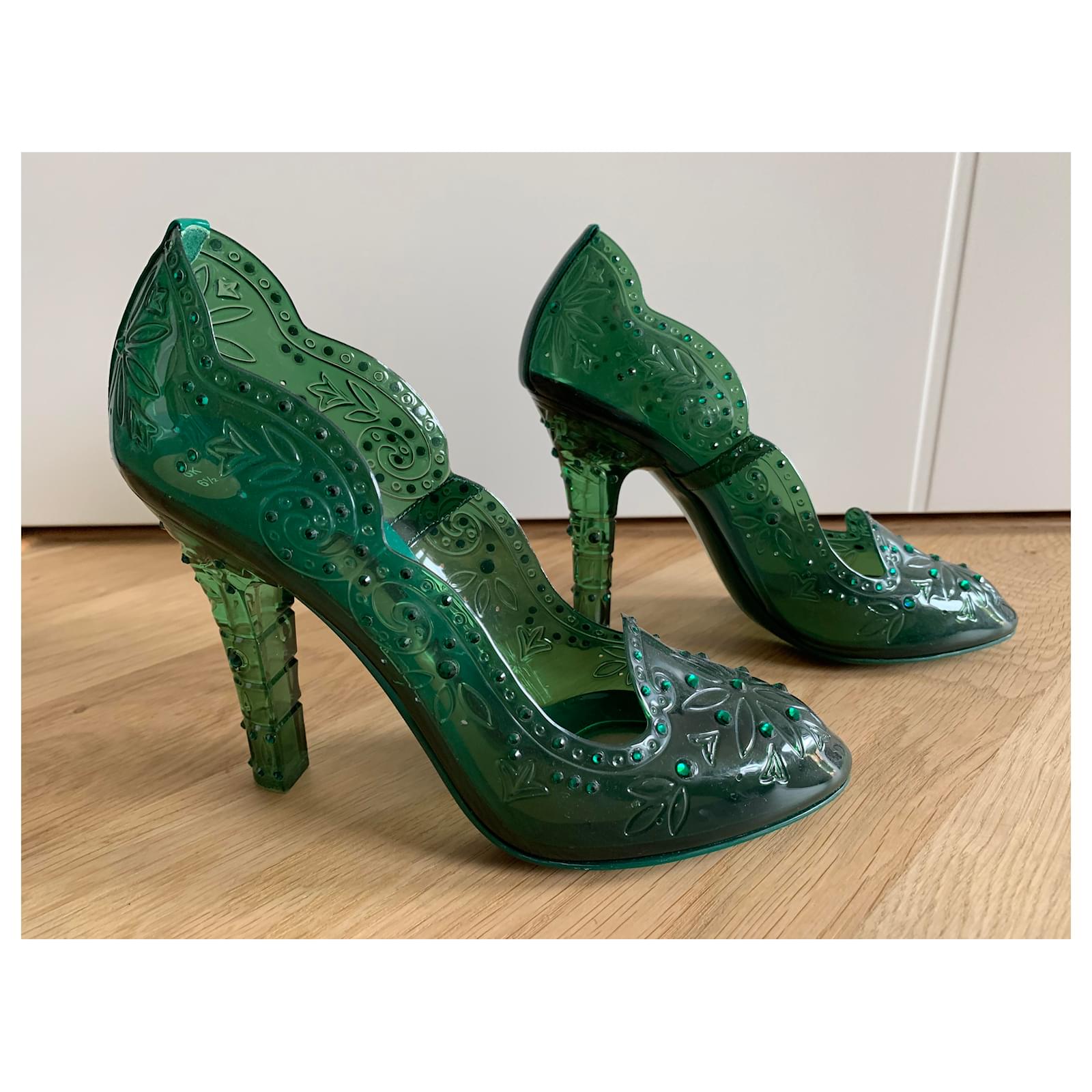 dolce gabbana green heels