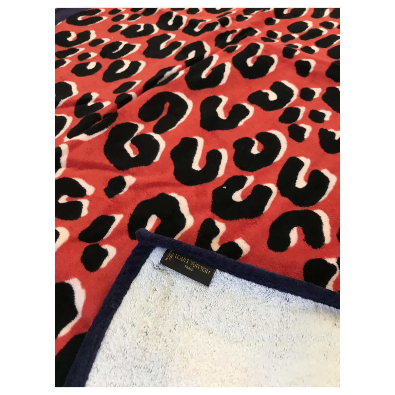 Louis Vuitton beach towel Multiple colors Cotton ref.202593 - Joli