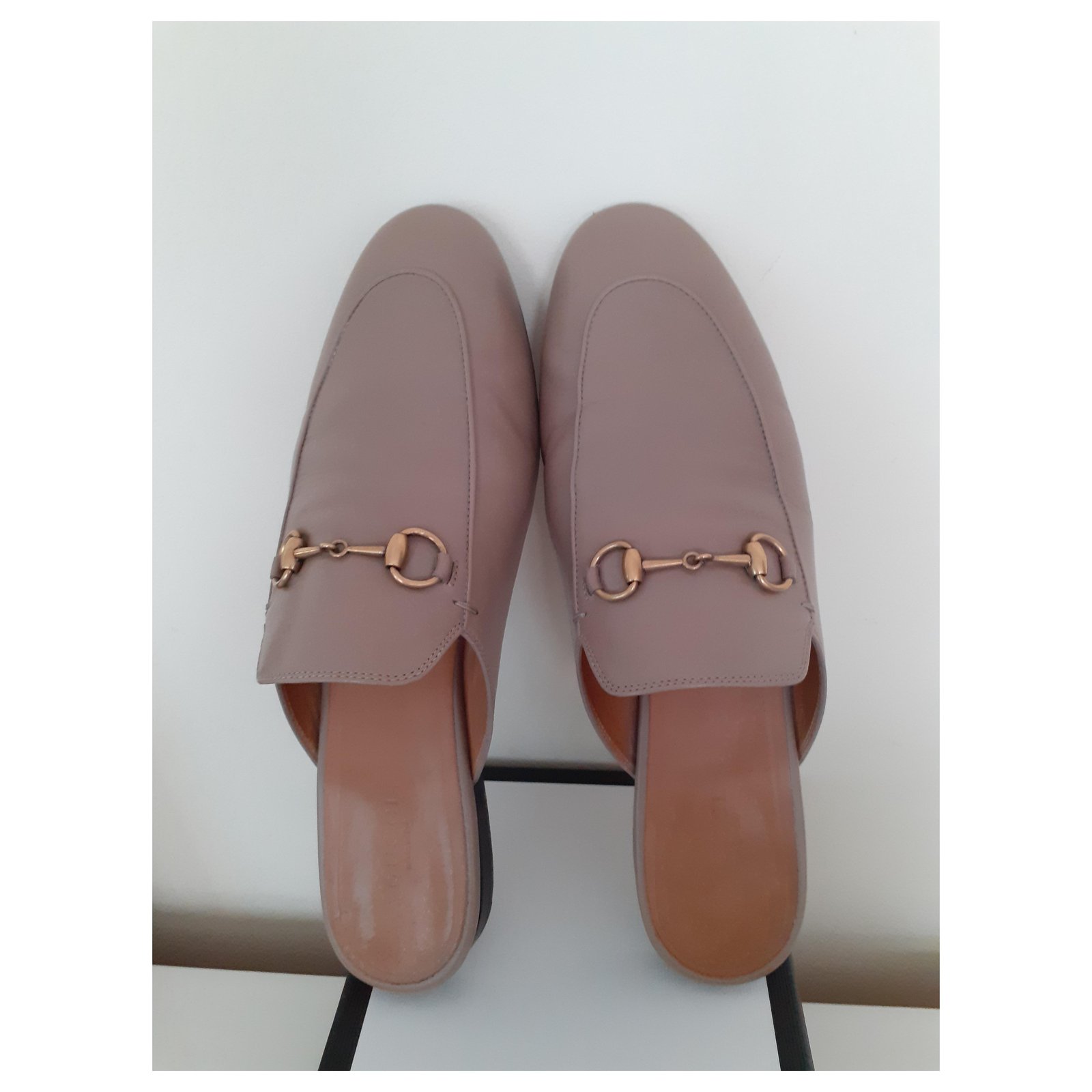 gucci princetown taupe