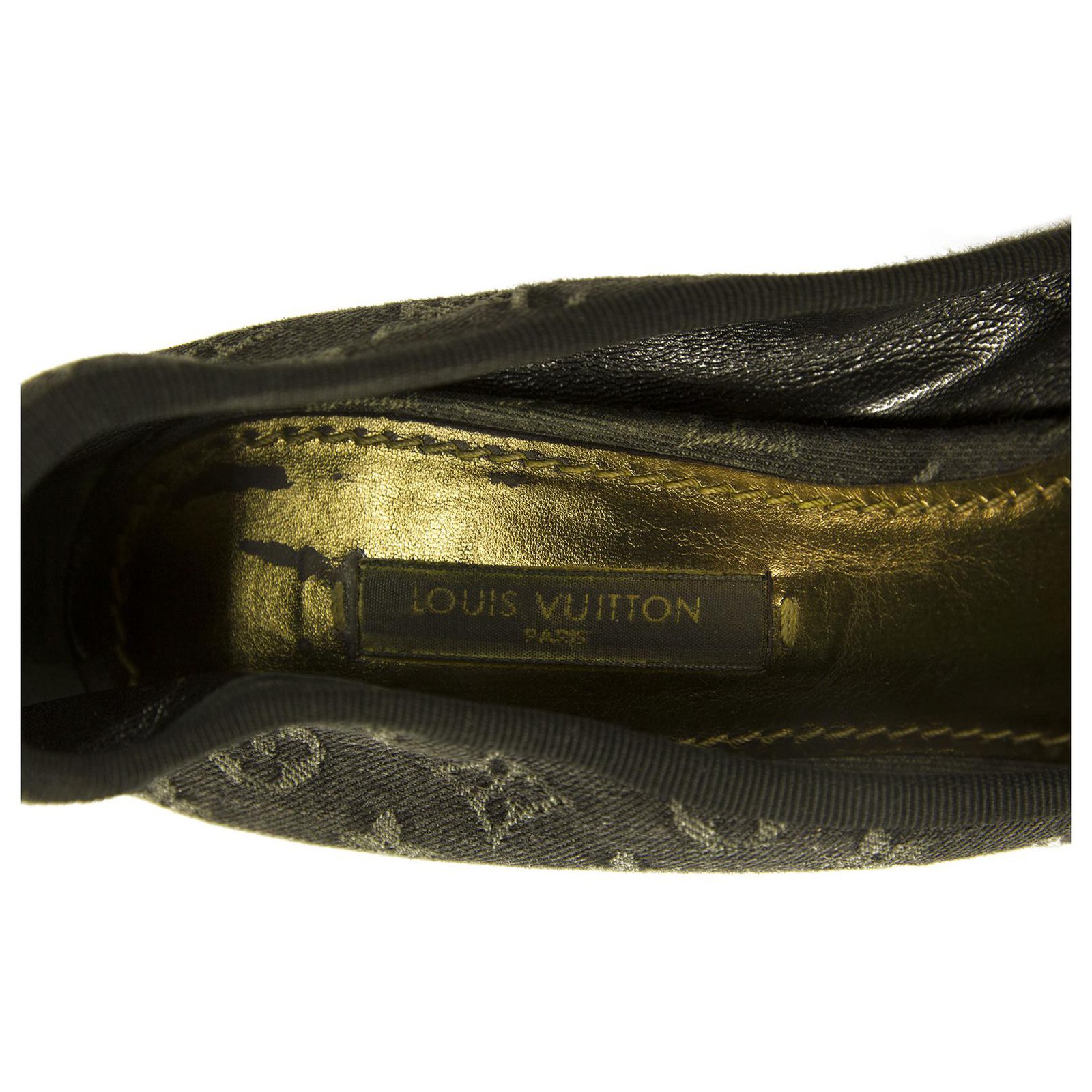LOUIS VUITTON Gray Denim Monogram LV Logo Heels pumps shoes 37 Dark grey  ref.203318 - Joli Closet