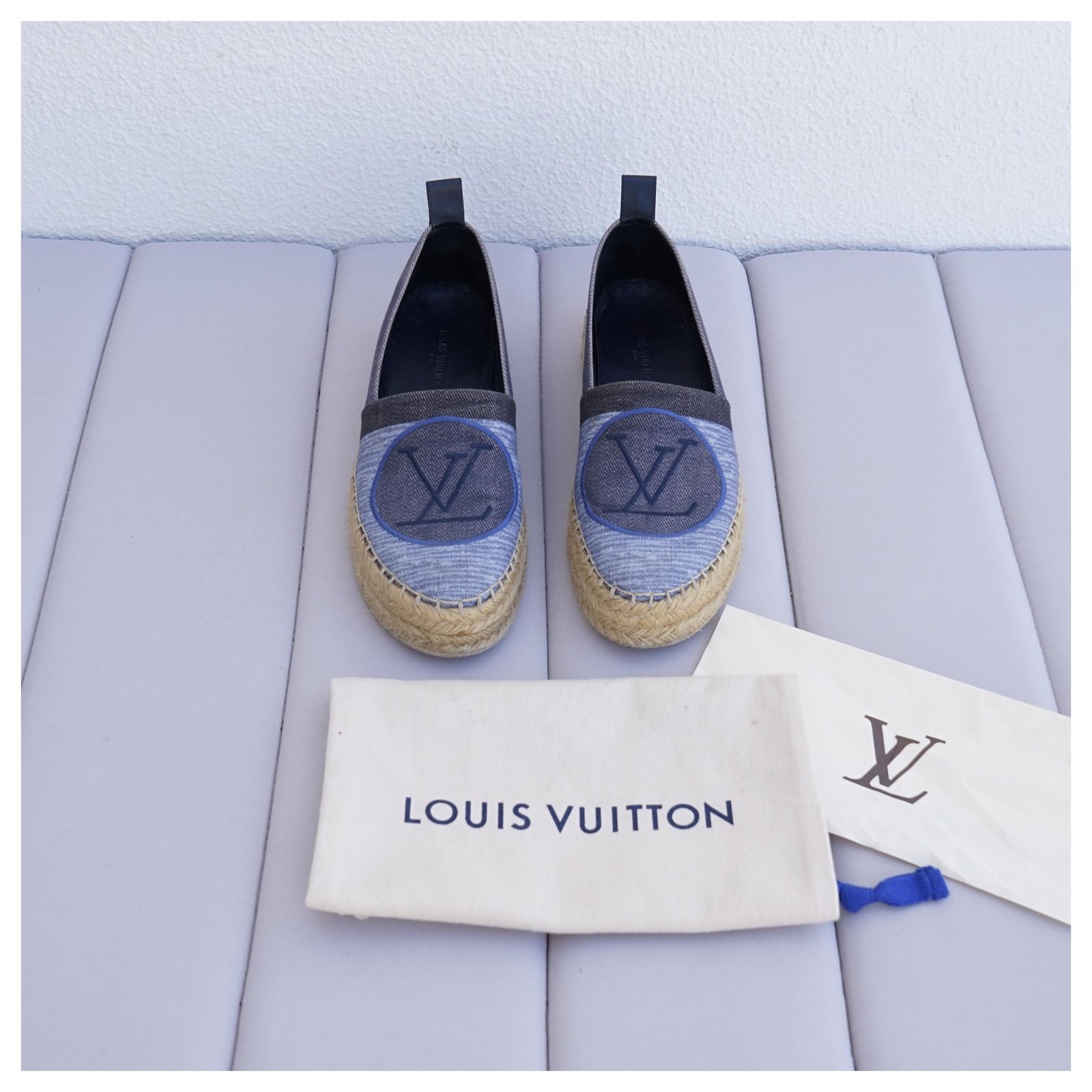 Louis Vuitton Espadrilles Blue Beige Navy blue Denim Rope ref.205553 - Joli  Closet