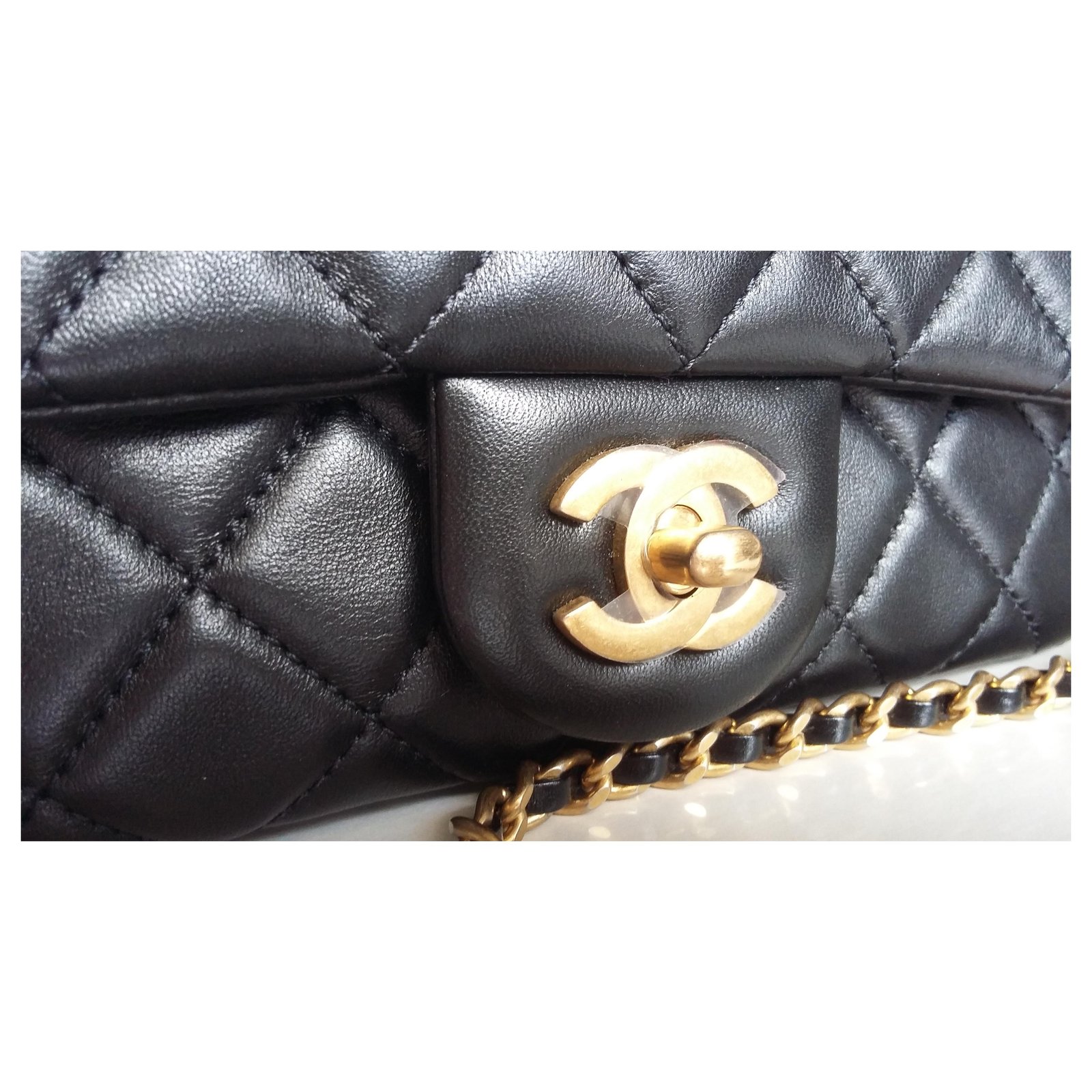 Chanel Timeless - flap bag. Black Lambskin ref.205563 - Joli Closet