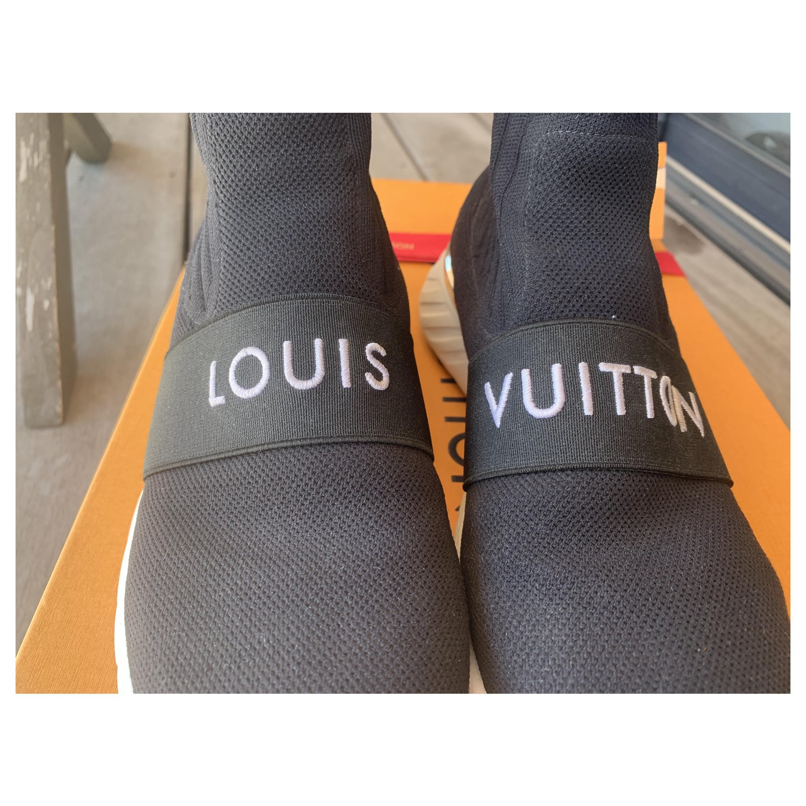 Louis Vuitton Sneakers Black Cloth ref.205680 - Joli Closet
