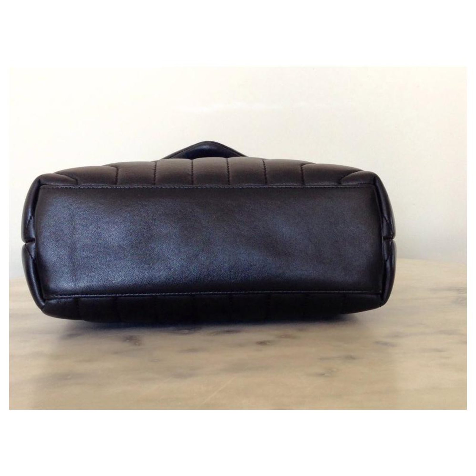 SAINT LAURENT LOULOU SMALL BAG Black Leather ref.205781 - Joli Closet