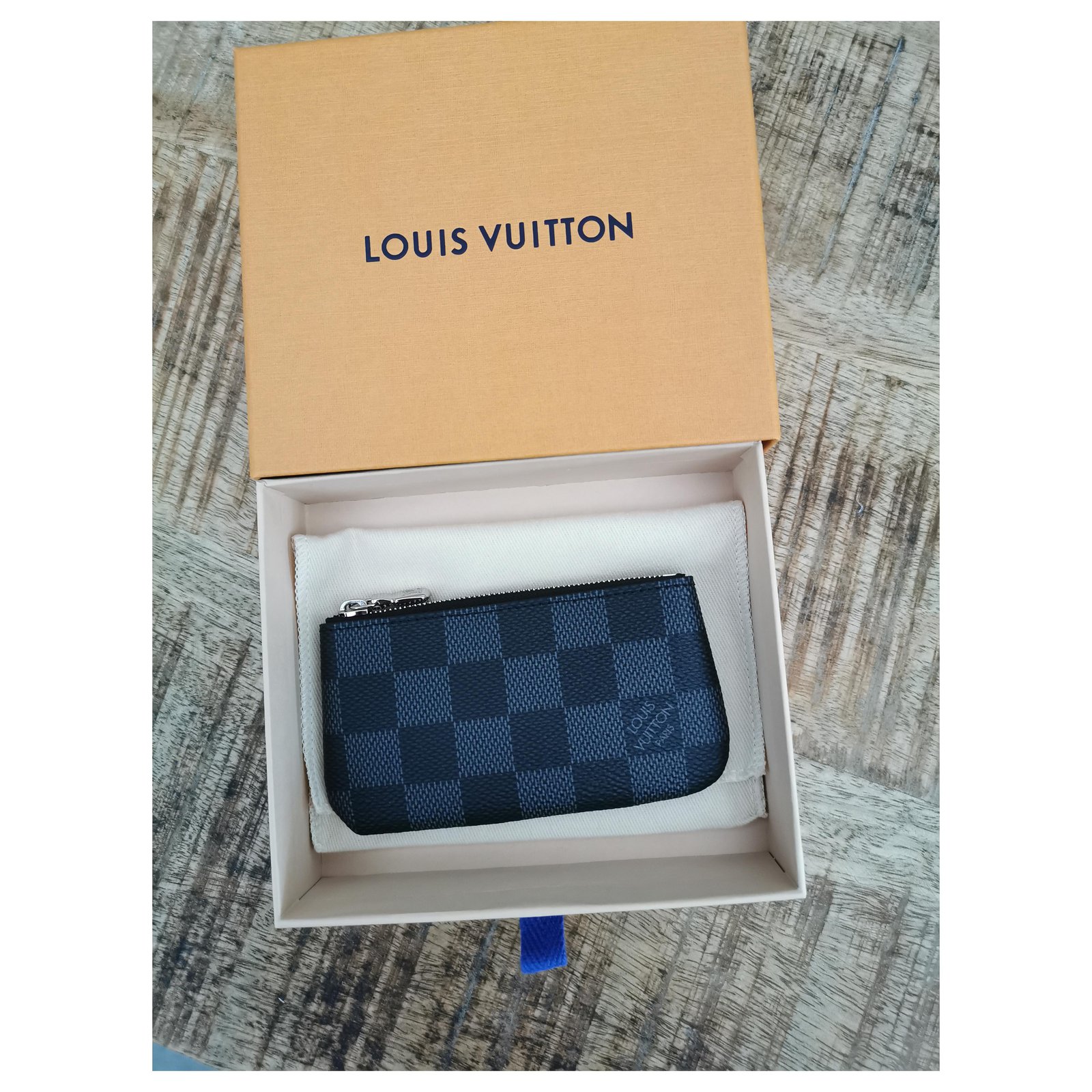 Louis Vuitton Gürteltasche Schwarz Leinwand ref.806863 - Joli Closet
