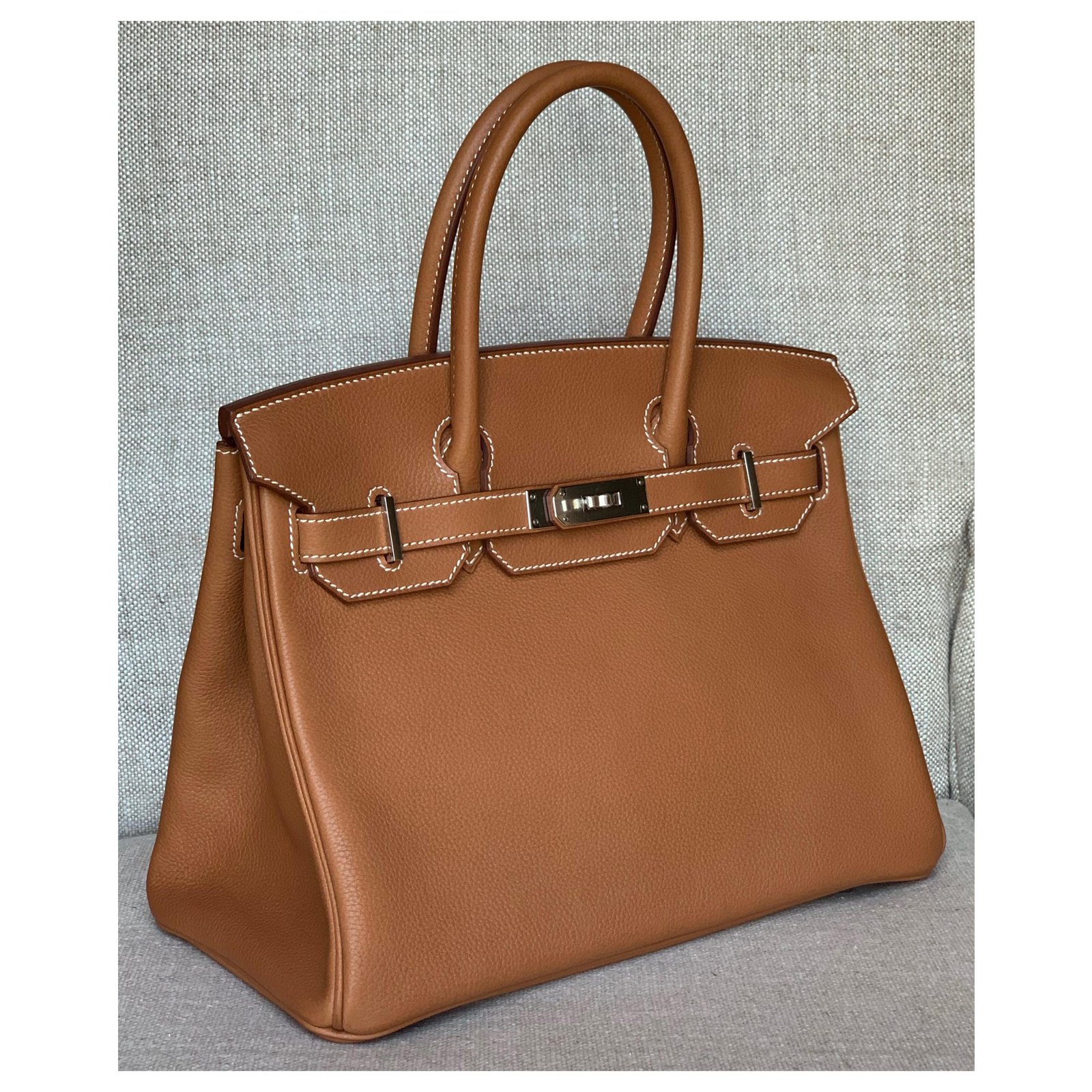 A FAUVE BARÉNIA FAUBOURG LEATHER HAC A DOS PM WITH PALLADIUM HARDWARE