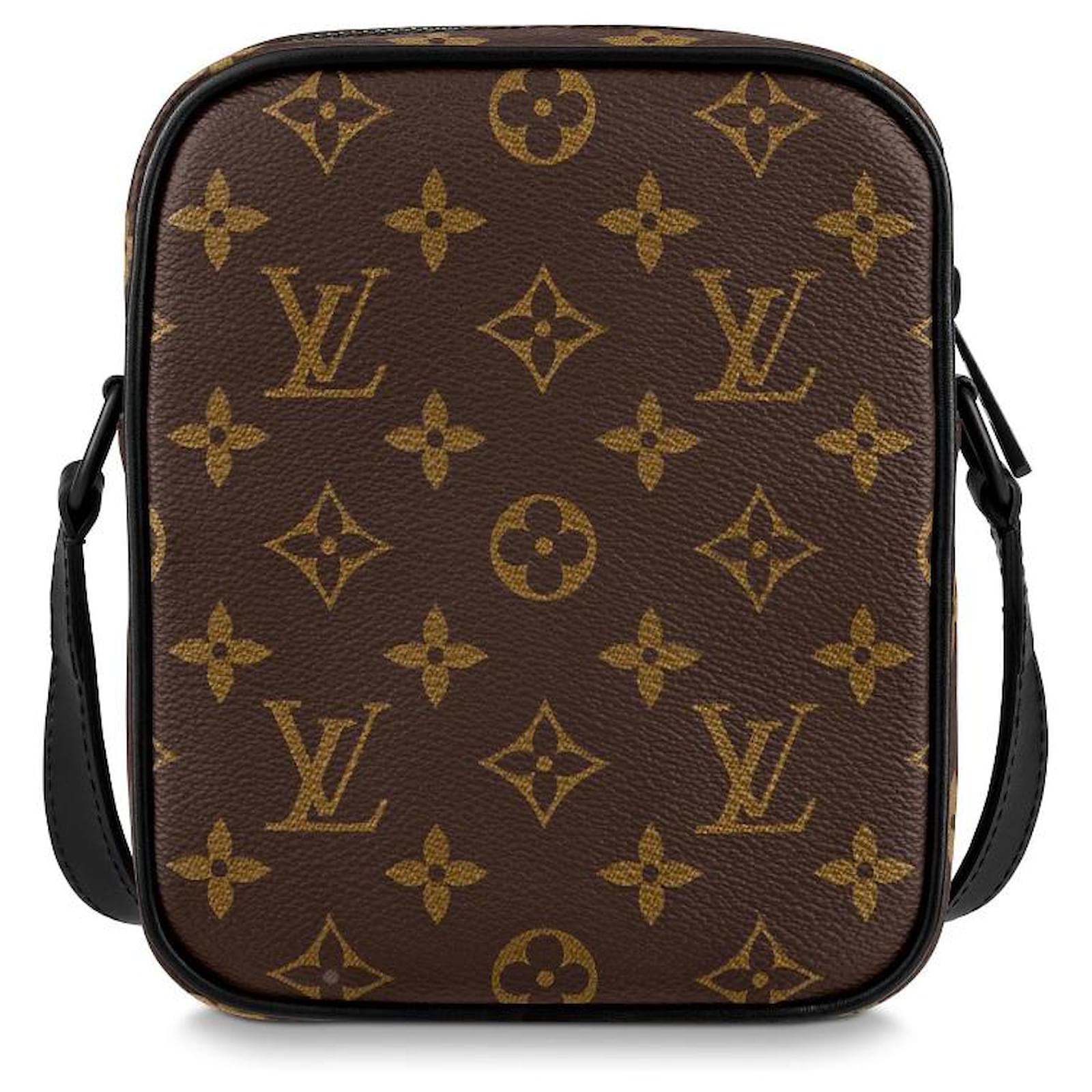 Christopher wearable wallet leather bag Louis Vuitton Brown in Leather -  22999205