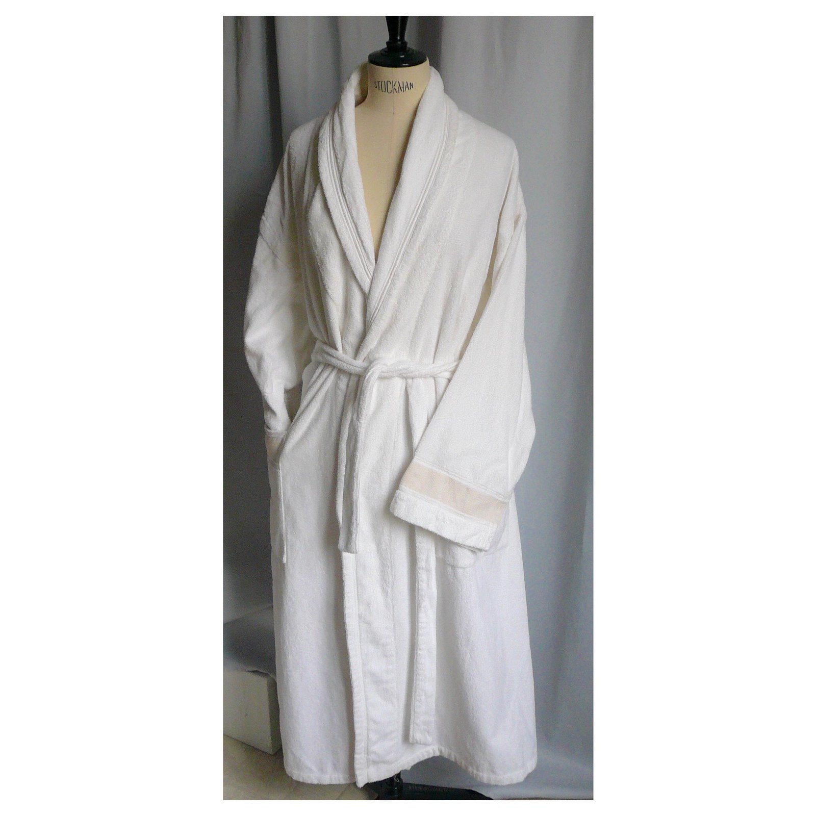 Hermès HERMES White combed cotton bathrobe Excellent almost new ...
