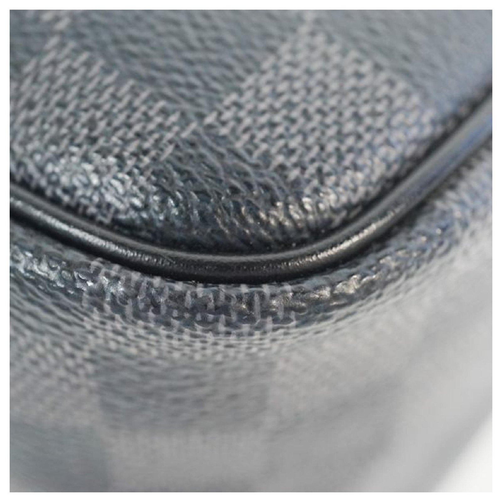 Louis Vuitton Wash Bag(n47625)
