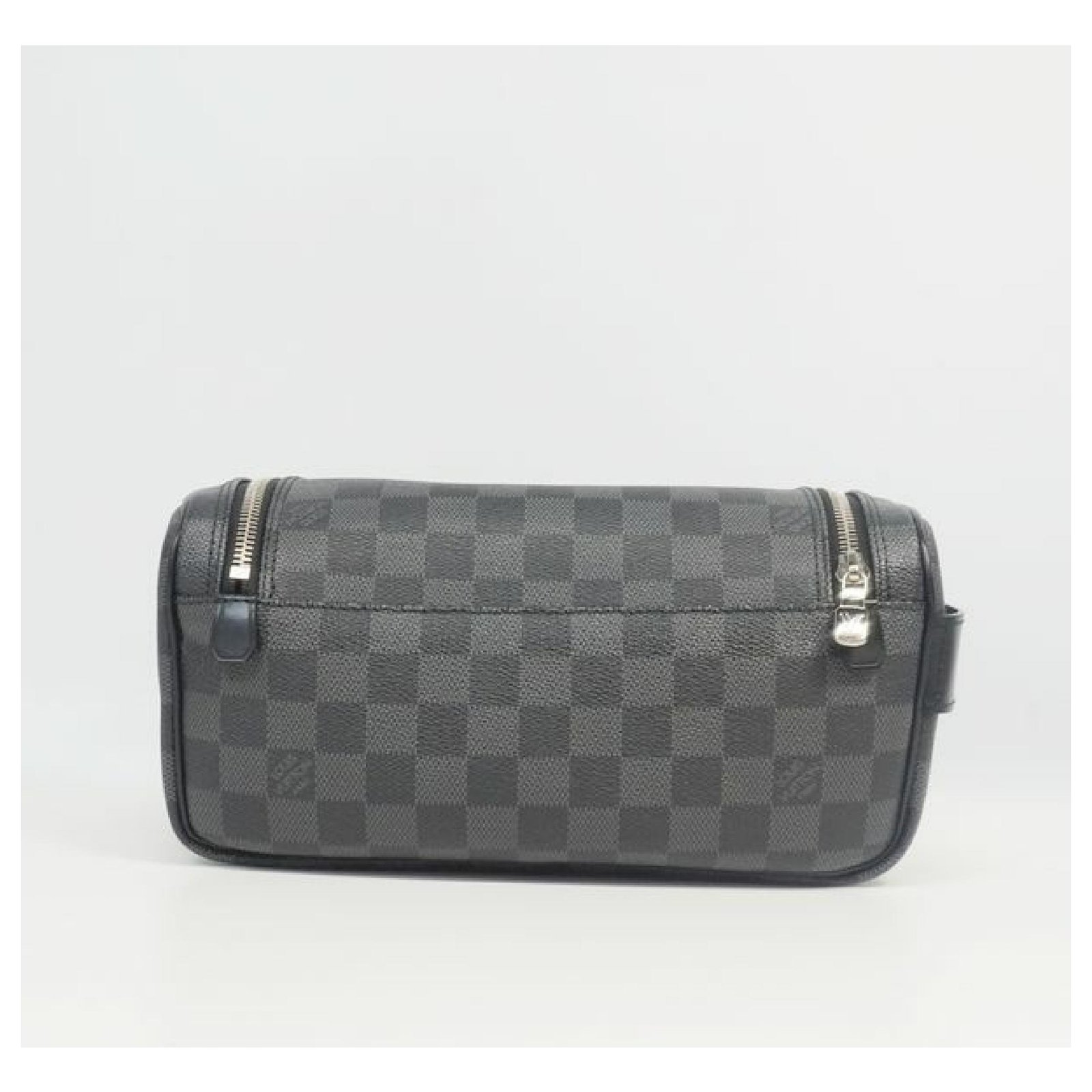 Piping Ikke nok Antage LOUIS VUITTON second bag Toiletry pouch Mens pouch N47625 ref.209804 - Joli  Closet