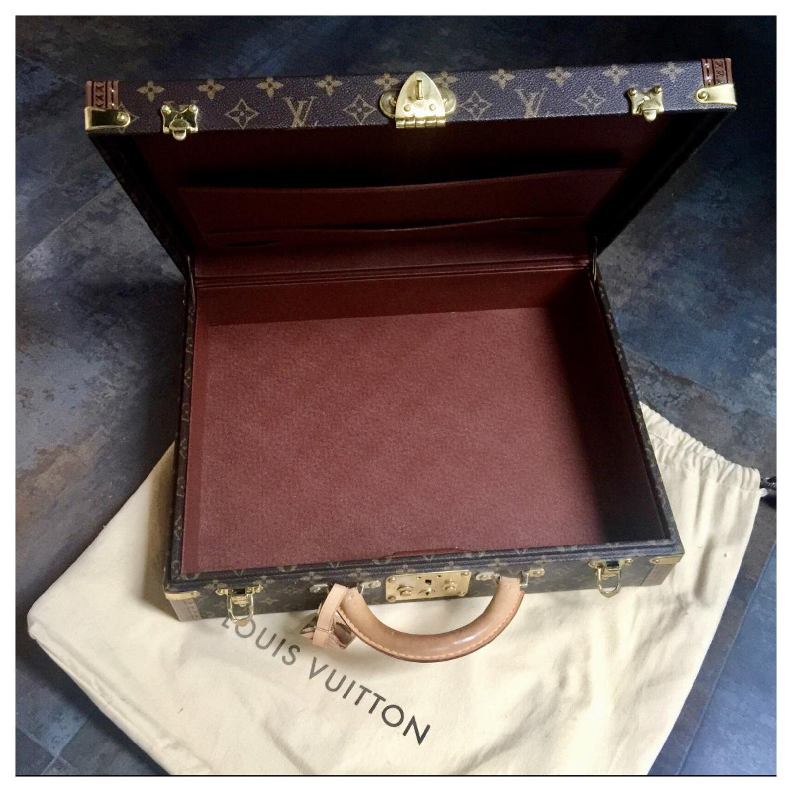 Louis Vuitton Pre-owned Macassar President Briefcase - Brown