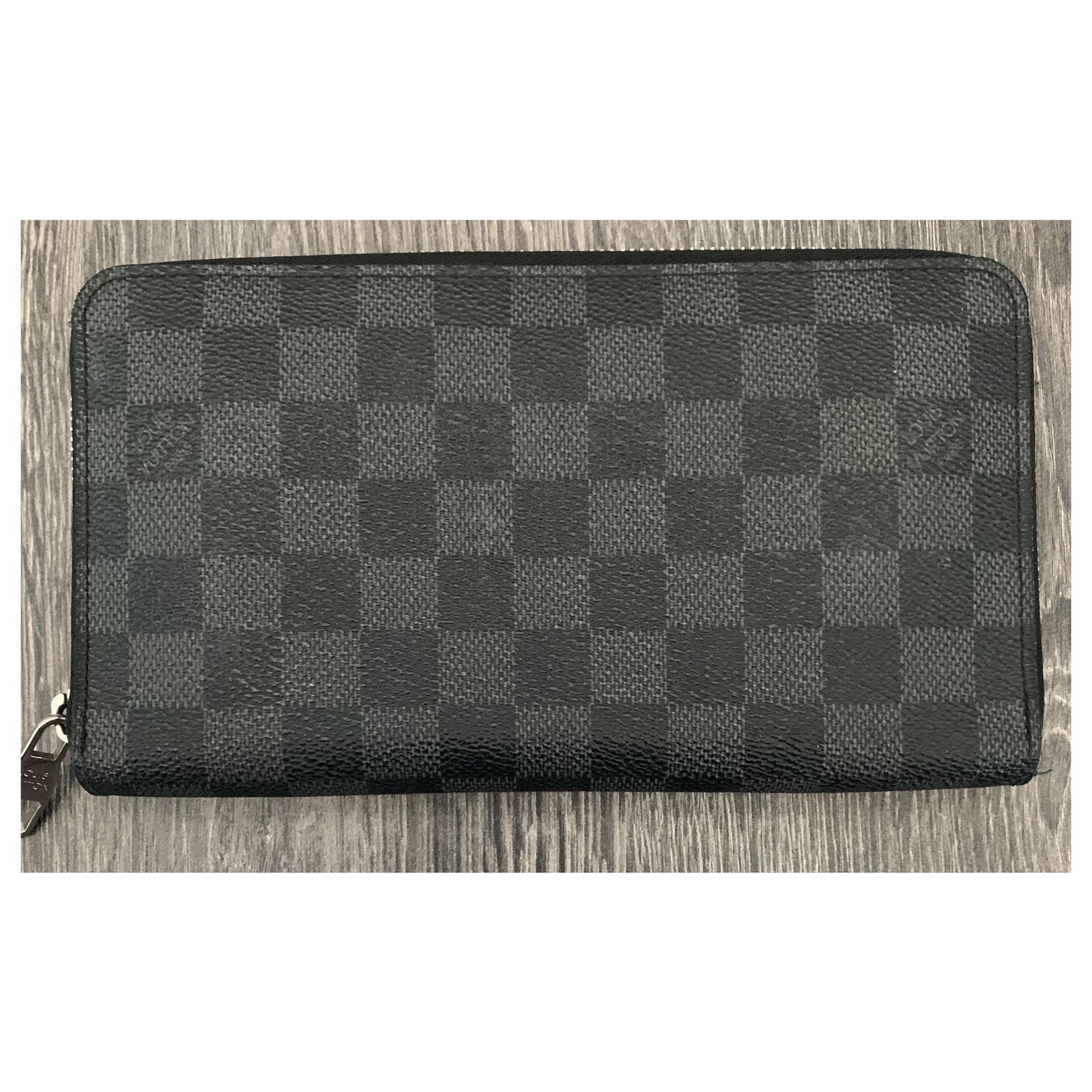 Louis Vuitton Zippy XL Grey Cloth ref.210358 - Joli Closet