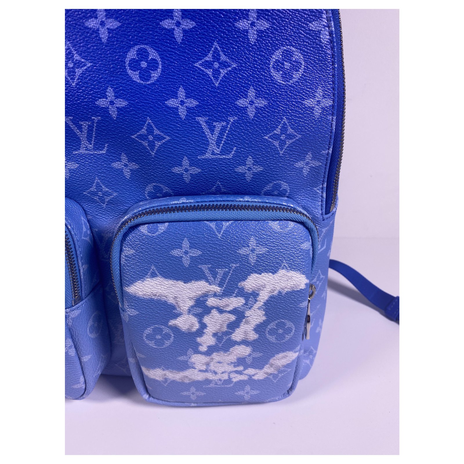 LOUIS VUITTON Multipockets Blue Monogram Clouds Backpack