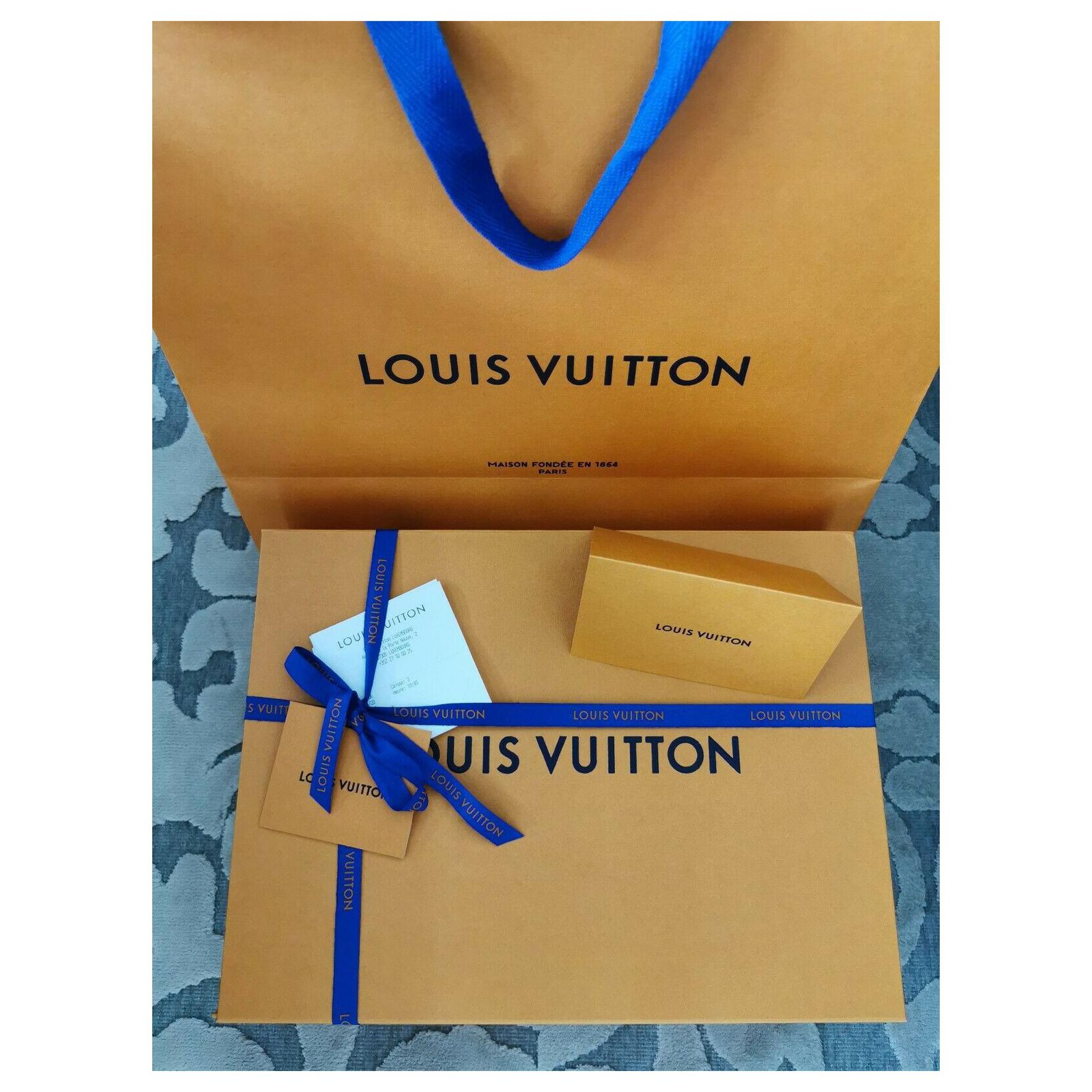 Louis Vuitton Paper Gift Shopping Bag with Ribbon