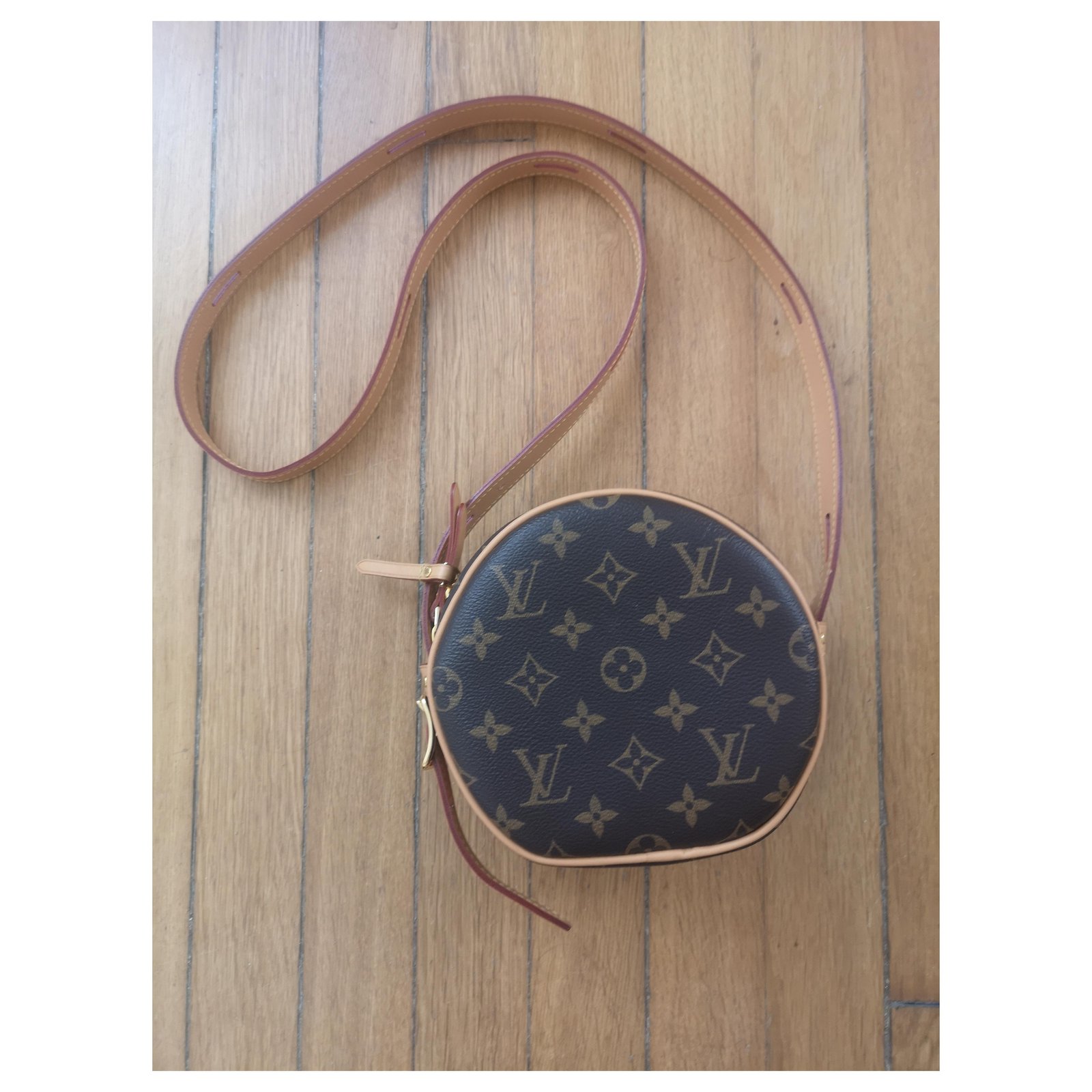 Louis Vuitton Hat box Dark brown Leather ref.211284 - Joli Closet
