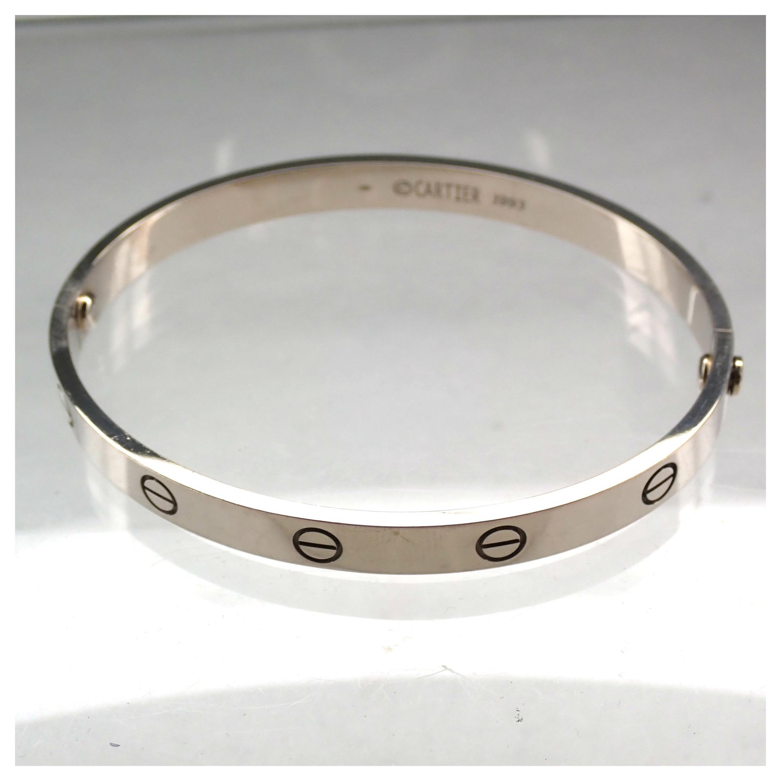 pre owned cartier love bracelet 