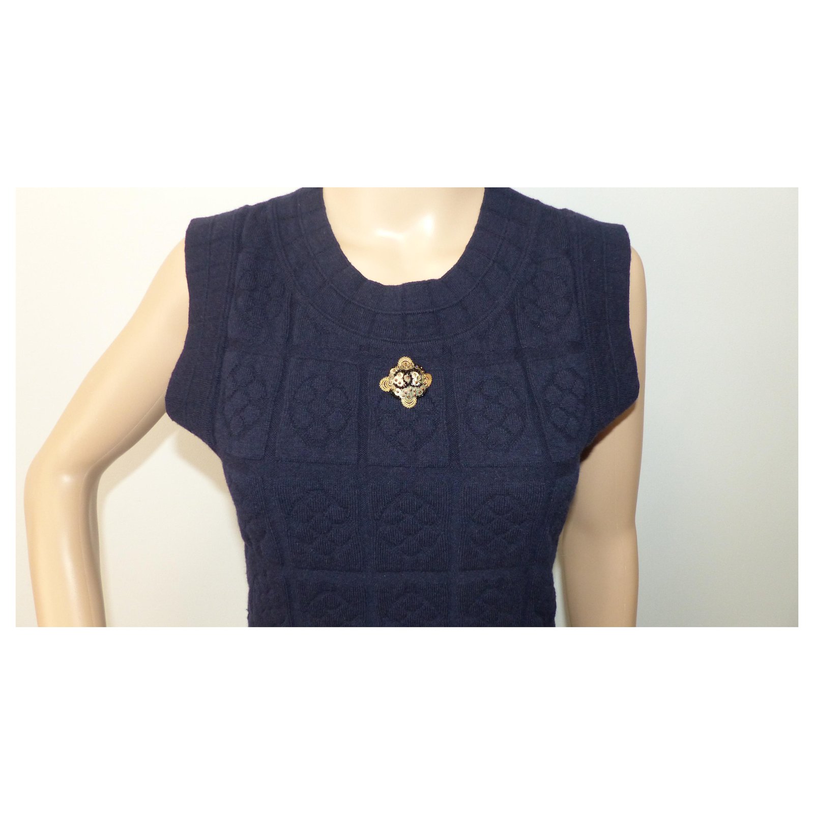 Chanel Dresses Blue Wool ref.211986 - Joli Closet