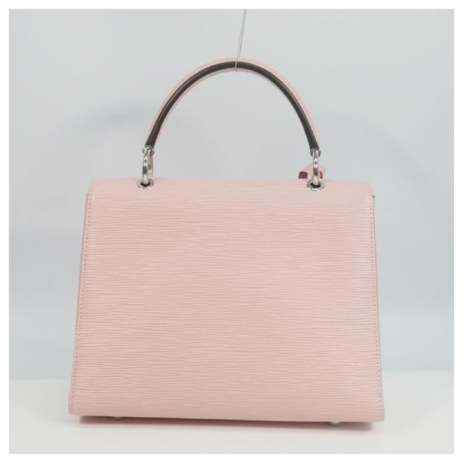 Louis Vuitton Daily pink pochette Leather ref.102503 - Joli Closet