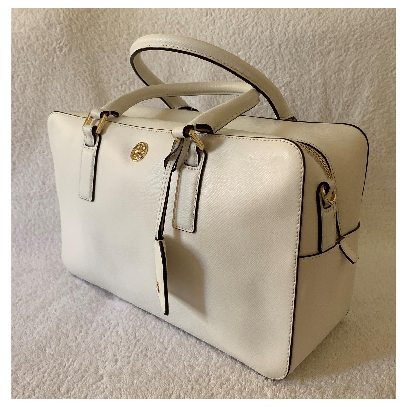 Tory Burch Ivory white Robinson Boston bag Leather ref.214259 - Joli Closet